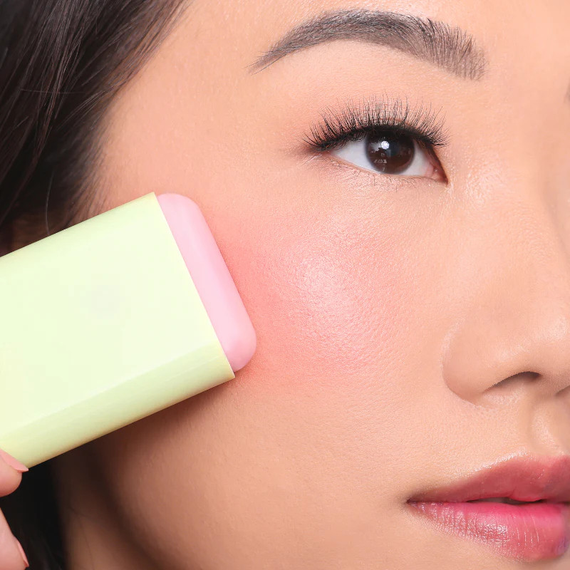 On-the-Glow Blush | Pixi Beauty