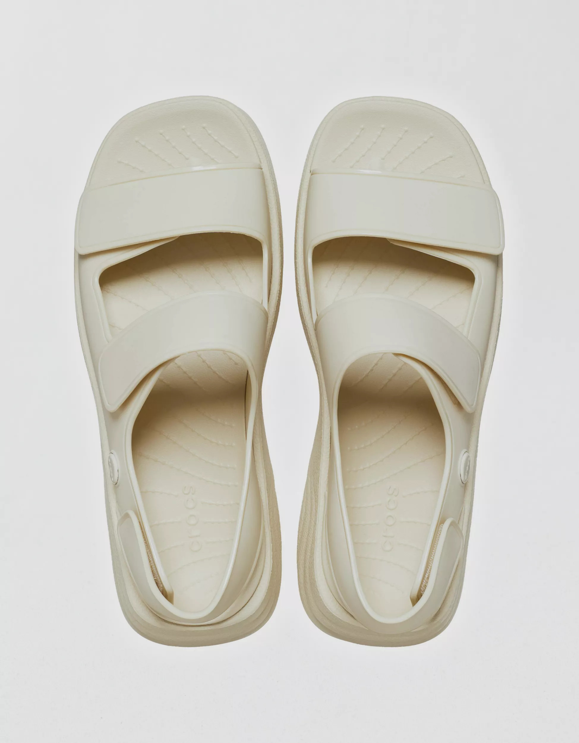 Crocs Skyline Platform Sandal | American Eagle Outfitters (US & CA)