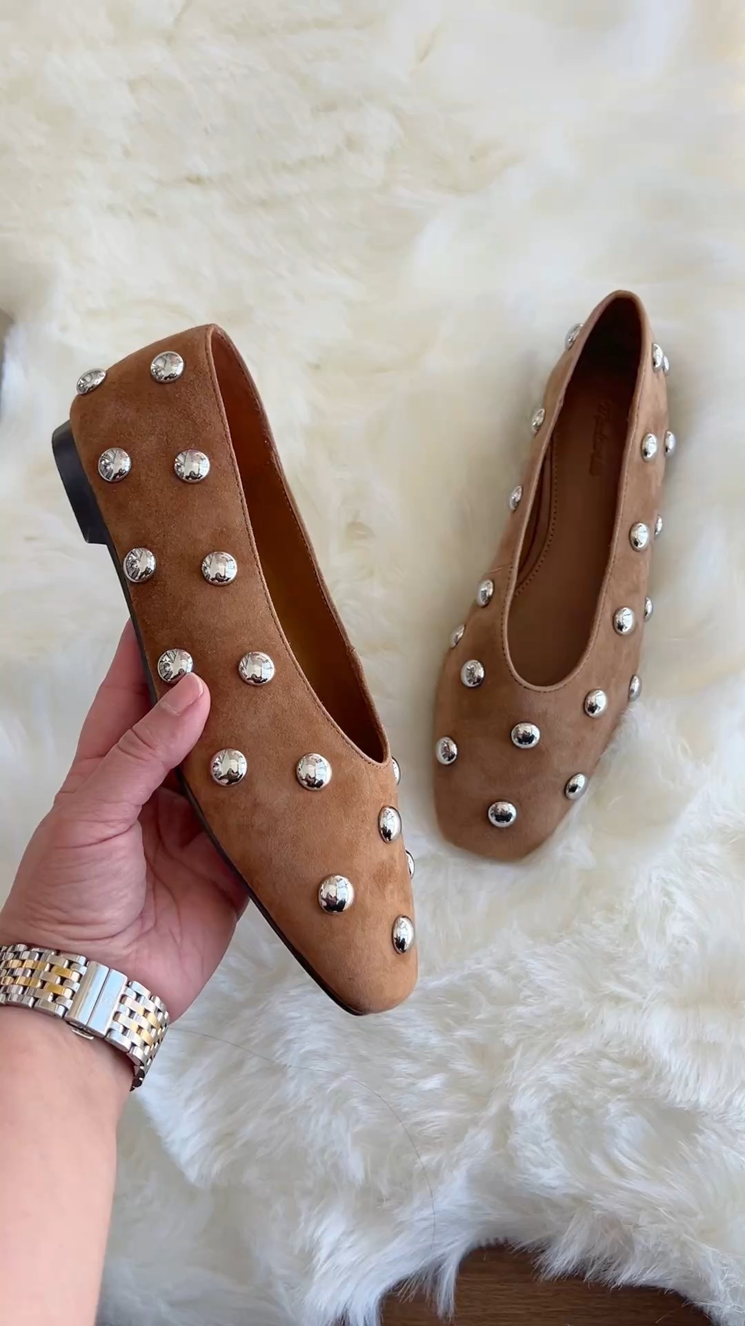 Aren’t these studded ballet flats so cute for fall?! Great for fall and winter outfits, workwear and everyday casual outfits. This best selling style is sold out in most sizes in this color but I found another pair that looks almost exactly the same from Amazon! Check them out below! 

#LTKWorkwear #LTKOver40 #LTKTravel