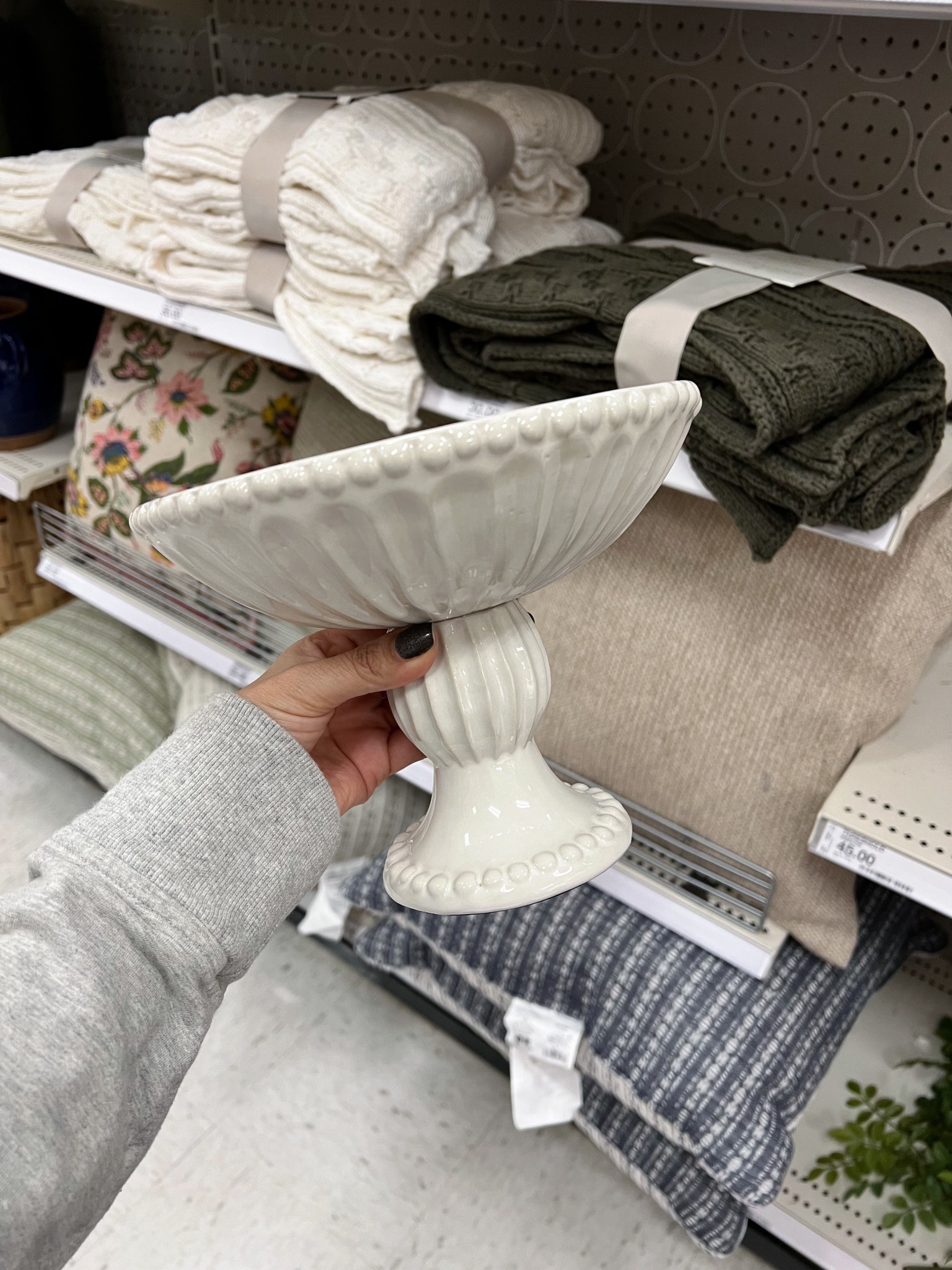 Home decor faves

Target finds, vases, home styling, beauty room 

#LTKHome #LTKSeasonal #LTKmomlife