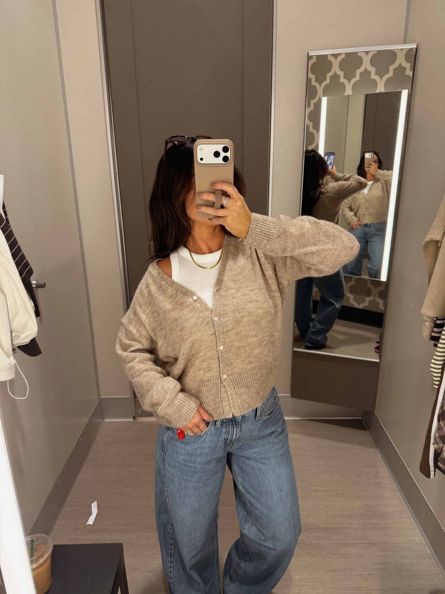 The best fall cardi 🍂

#LTKgrwm #LTKdayinmylife #LTKootd