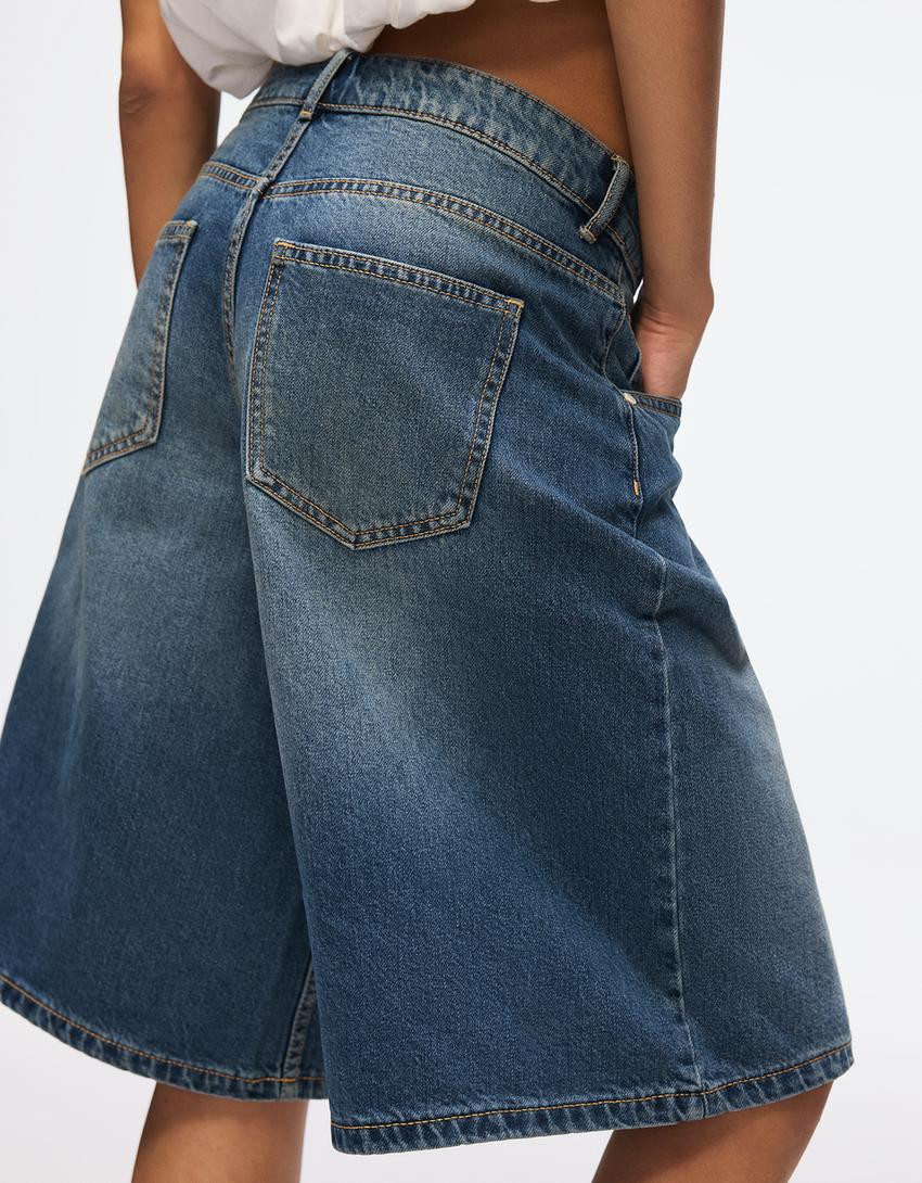 Baggy denim jort Bermuda shorts - Women | Bershka UK