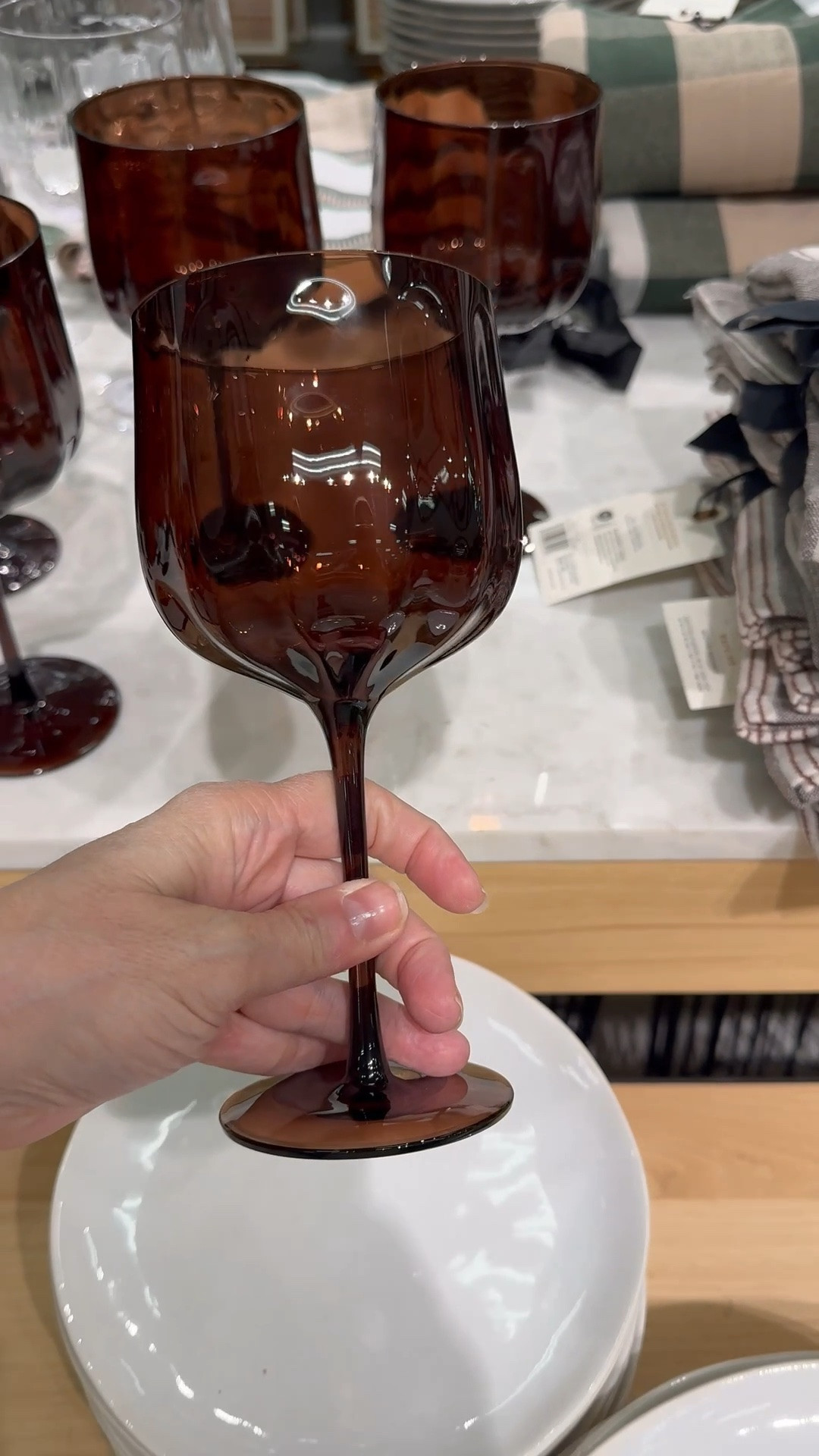 I love these chocolate brown wine glasses for a fall table or Thanksgiving tabletop decor

#LTKHome #LTKdayinmylife #LTKSeasonal