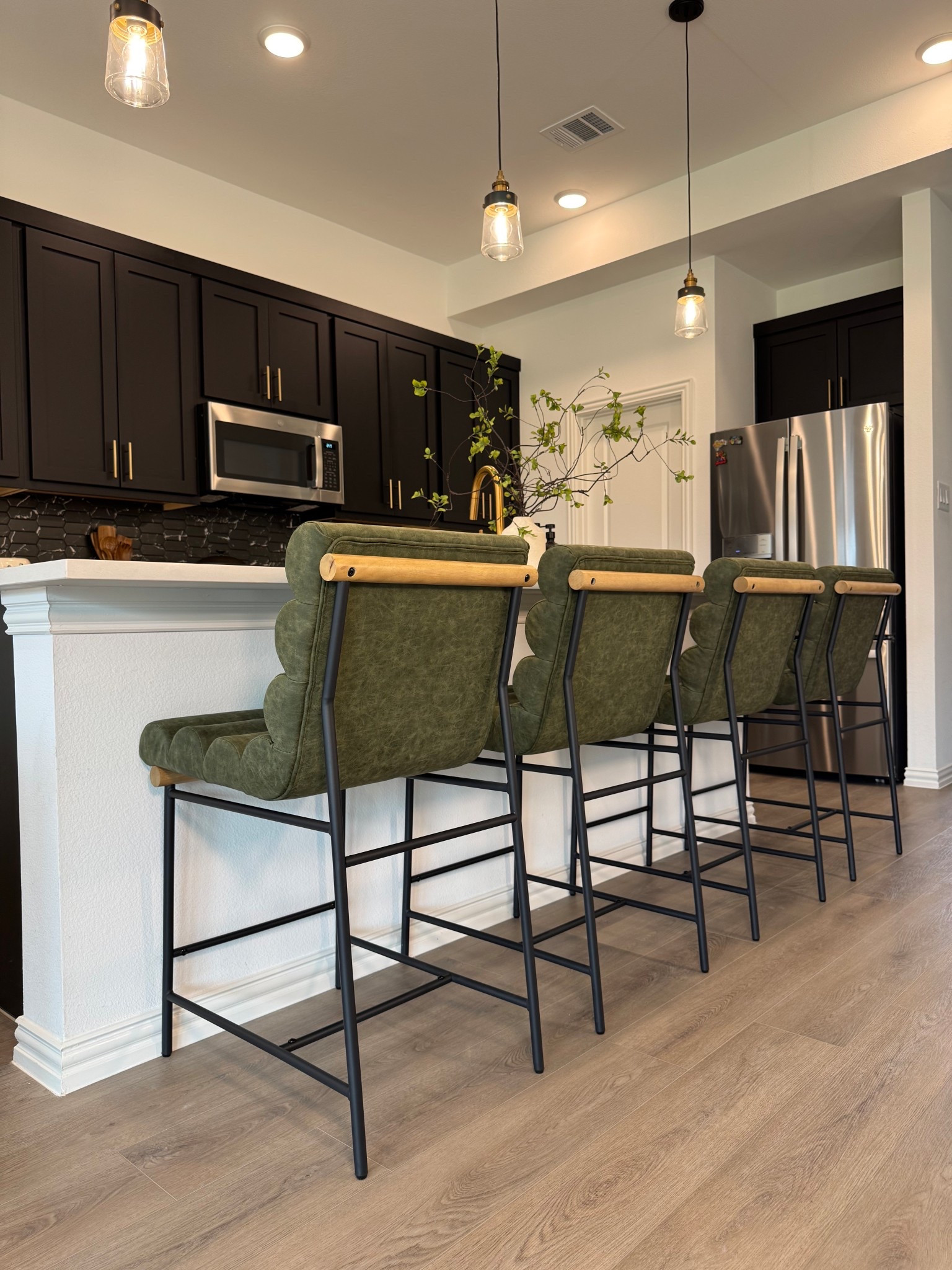 Modern Chic barstools 

#LTKHome #LTKSummerEdit #LTKU