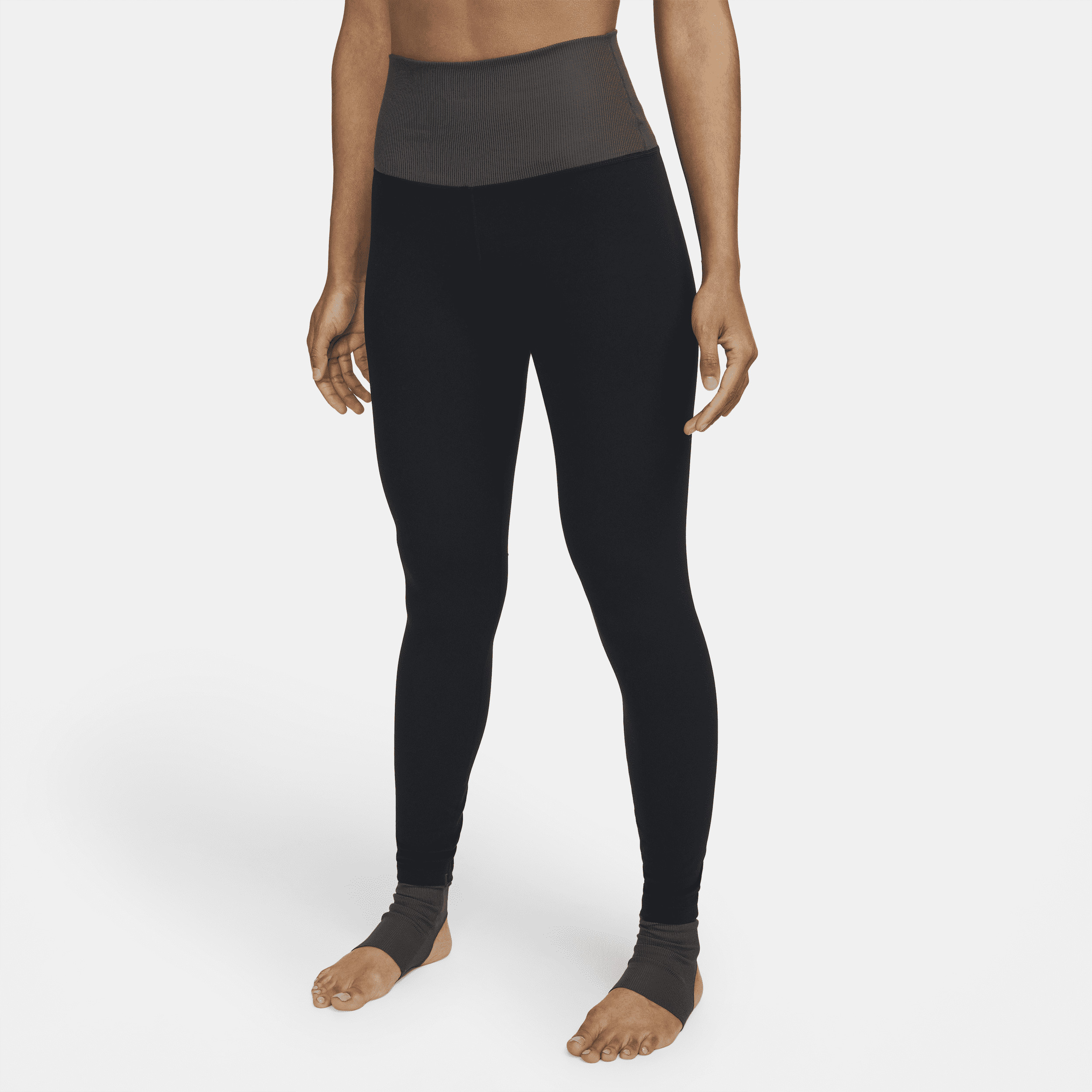 Women's Nike Yoga Luxe High-Waisted 7/8 Color-Block Leggings in Black, Size: Medium | DM6996-010 | Nike (US)