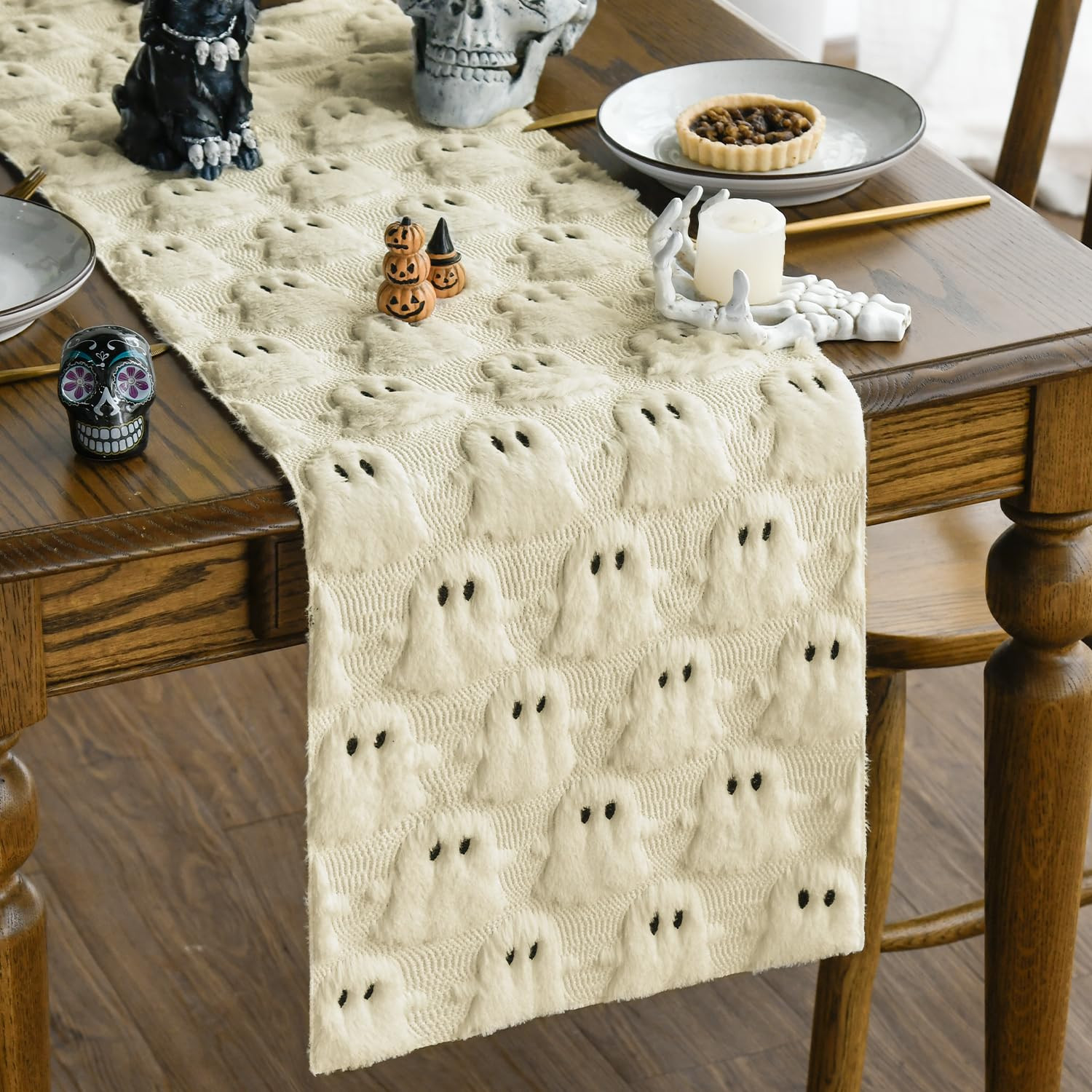 Artoid Mode Beige Ghost Soft Plush Faux Fur Jacquard Halloween Table Runner, Holiday Kitchen Dini... | Amazon (US)