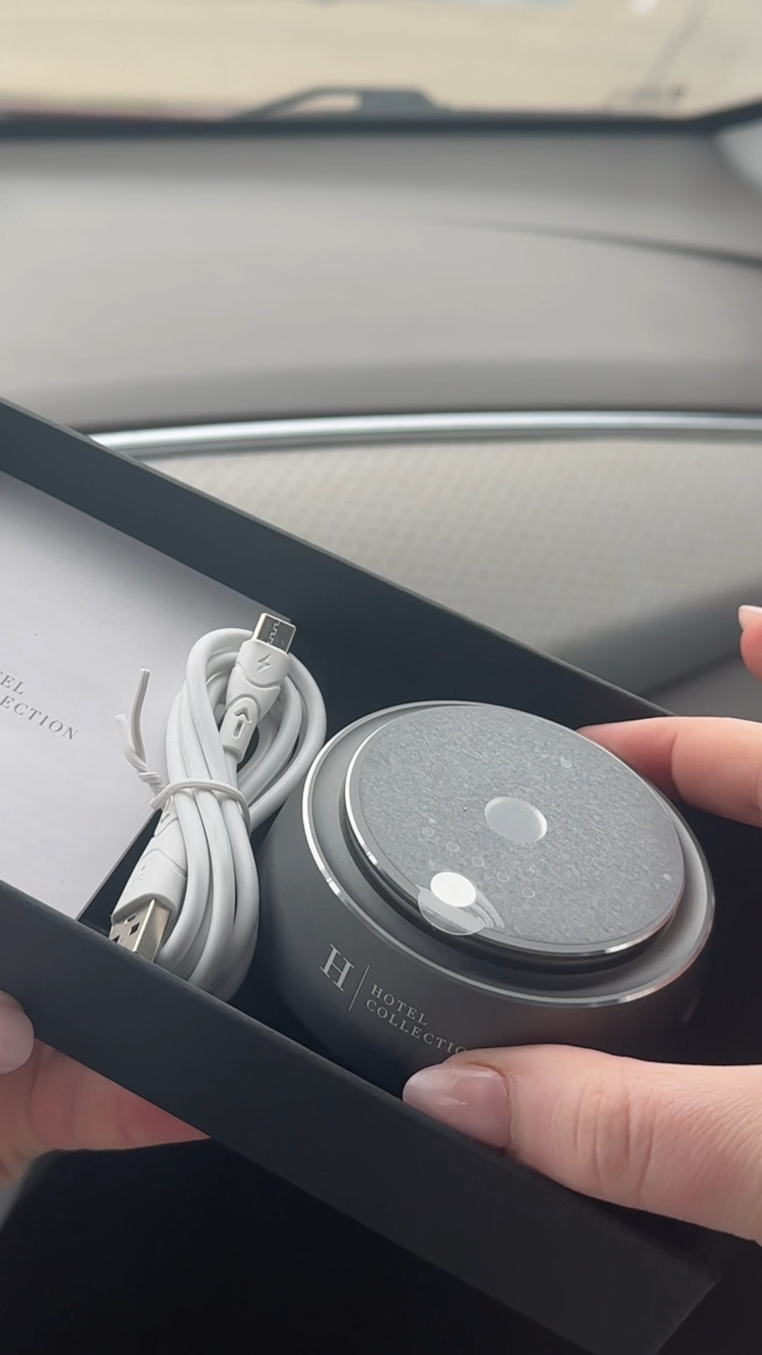 The perfect Christmas present doesn’t exi—
Upgrade your car scent with Hotel Collection’s Chauffeur Car Diffuser and ‘ditch’ traditional car fresheners for good!

#carscents #cardiffuser 

#LTKHome #LTKGiftGuide #LTKHoliday