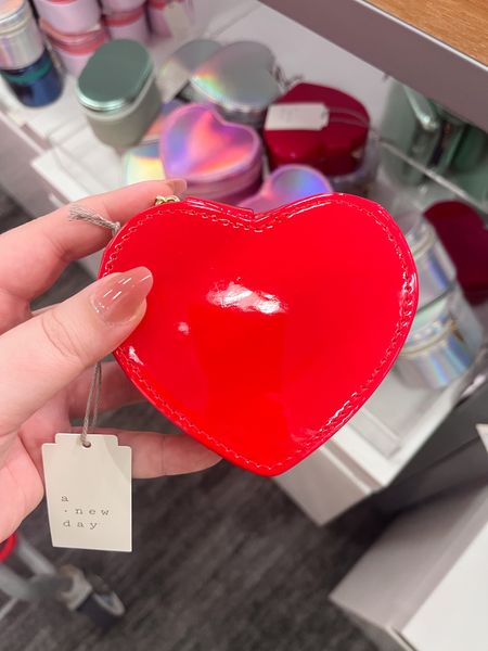 Cutest heart shaped jewelry cases at Target!

LTKGiftGuide / LTKsalealert / LTKitbag / ltkfindsunder50 / ltkfindsunder100 / heart shaped box / heart shaped jewelry box / jewelry box / jewelry boxes / heart shaped boxes / Valentine’s Day gift / Valentine’s Day gifts / galentines day / galentines day gift / galentines day gifts / gifts for her 

#LTKhome #LTKSeasonal
