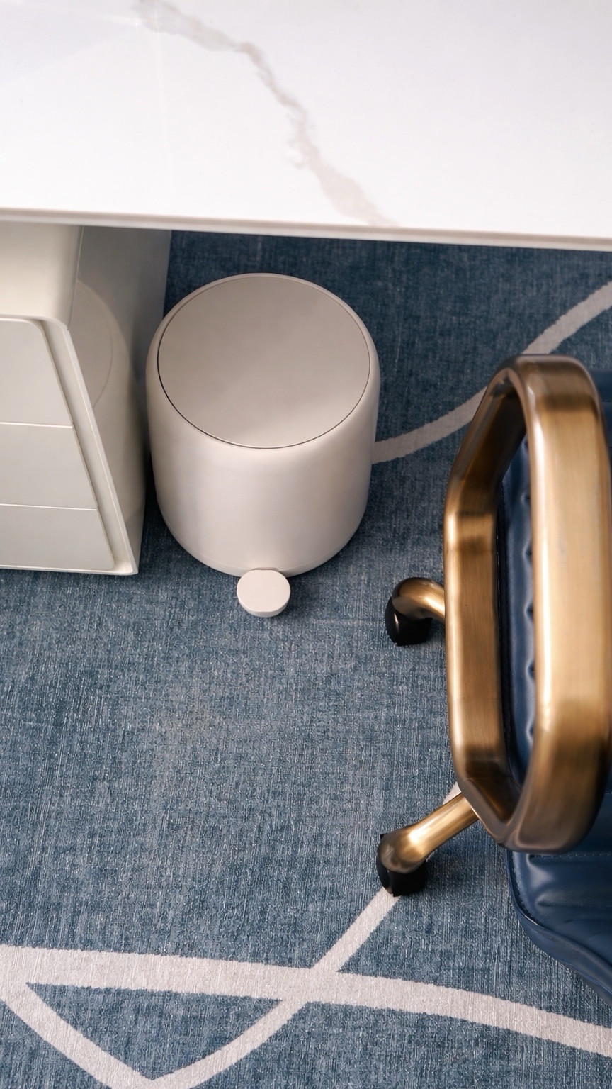 Proof that even the smallest details can elevate your space. This sleek, soft-close modern trash can is minimal, functional, and blends seamlessly into a clean aesthetic (because yes… even your garbage deserves good design).

Perfect for a home office, bathroom, or vanity setup —compact, neutral, and actually cute enough to leave out.

#springrefresh #homedecor #modernhome #trashcan #essentials #musthave

#LTKHome