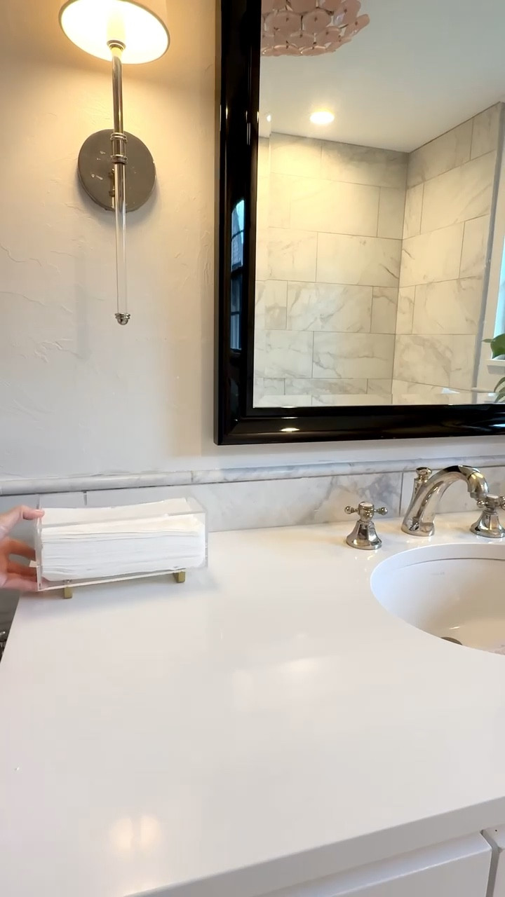 Luxury tissue holder
Amazon home 
Amazon find


#LTKHome #LTKFindsUnder50 #LTKVideo