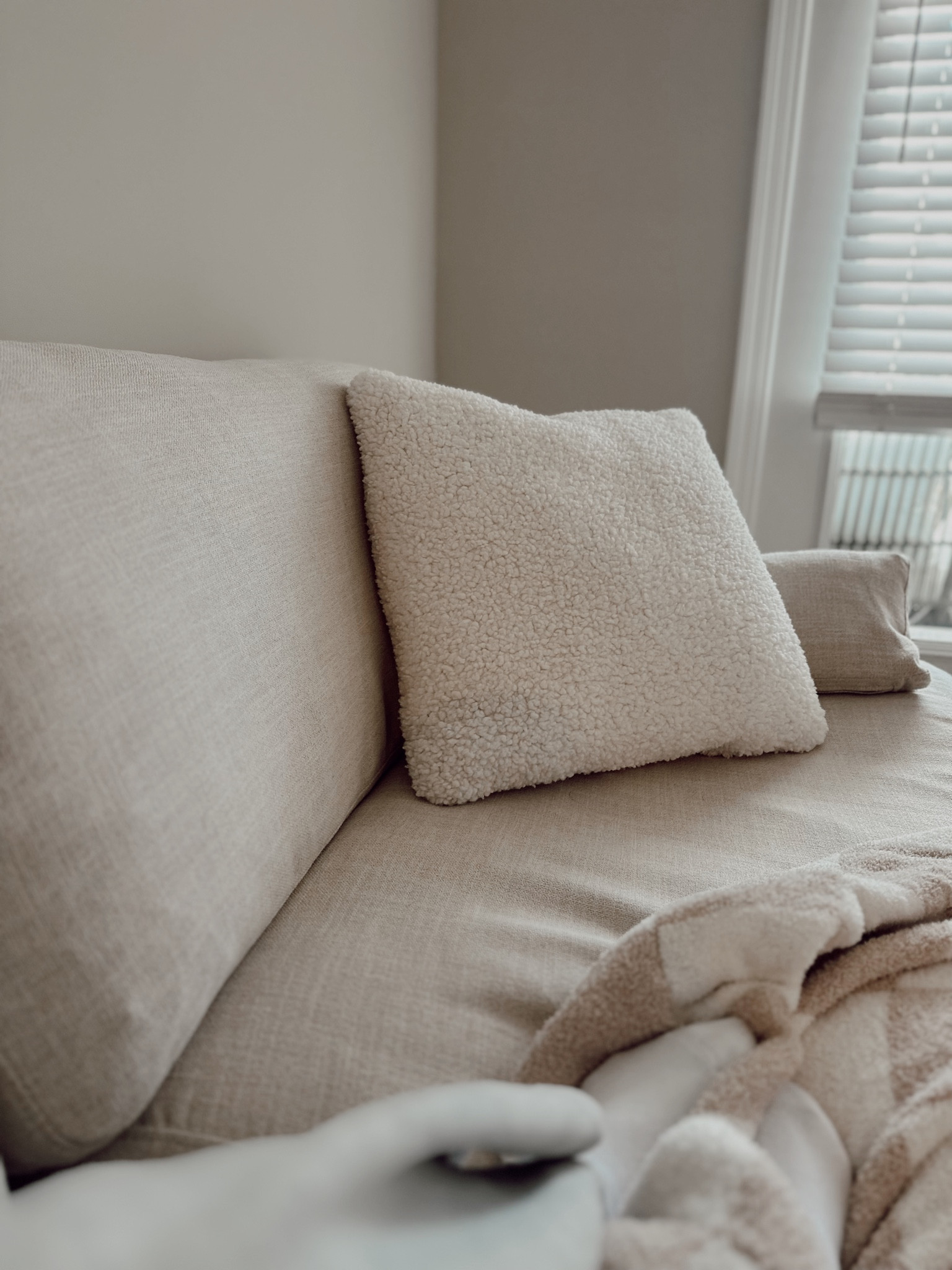 cozy vibes only ☁️🧸

#LTKGiftGuide #LTKhome