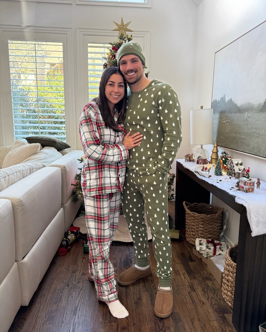 That’s a wrap on Christmas 🎄🥹❤️ We hosted my whole family and it was sooo much fun! Chaotic but our hearts are full!!

These pjs are so cozy and festive!

#LTKHoliday #LTKootd #LTKMens