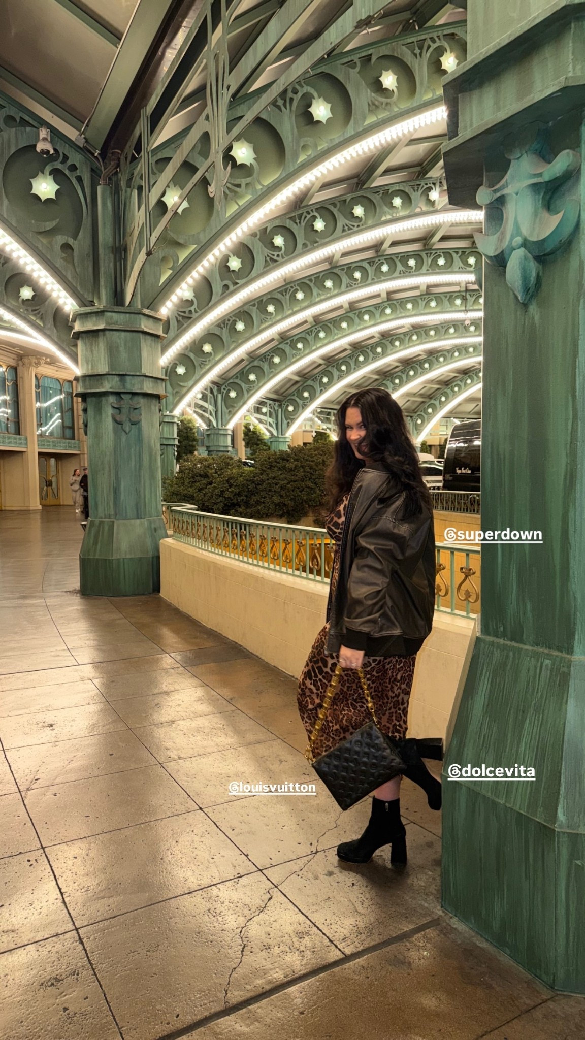 @superdown  @dolcevita  @louisvuitton  @revolve Las Vegas outfits!!