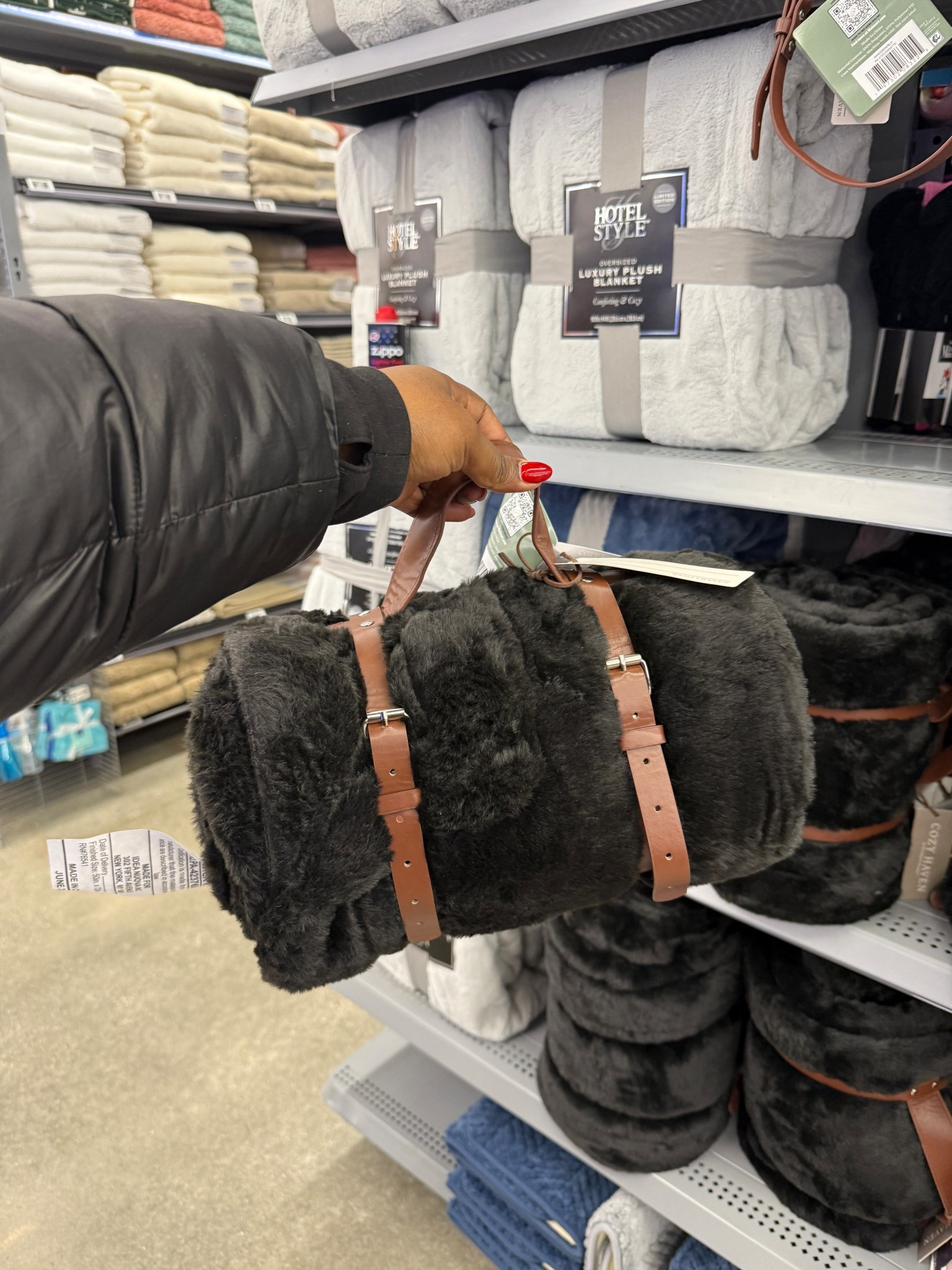 Cozy Haven Faux Fur Throw Blanket for Adults, Black, 50" x 72"