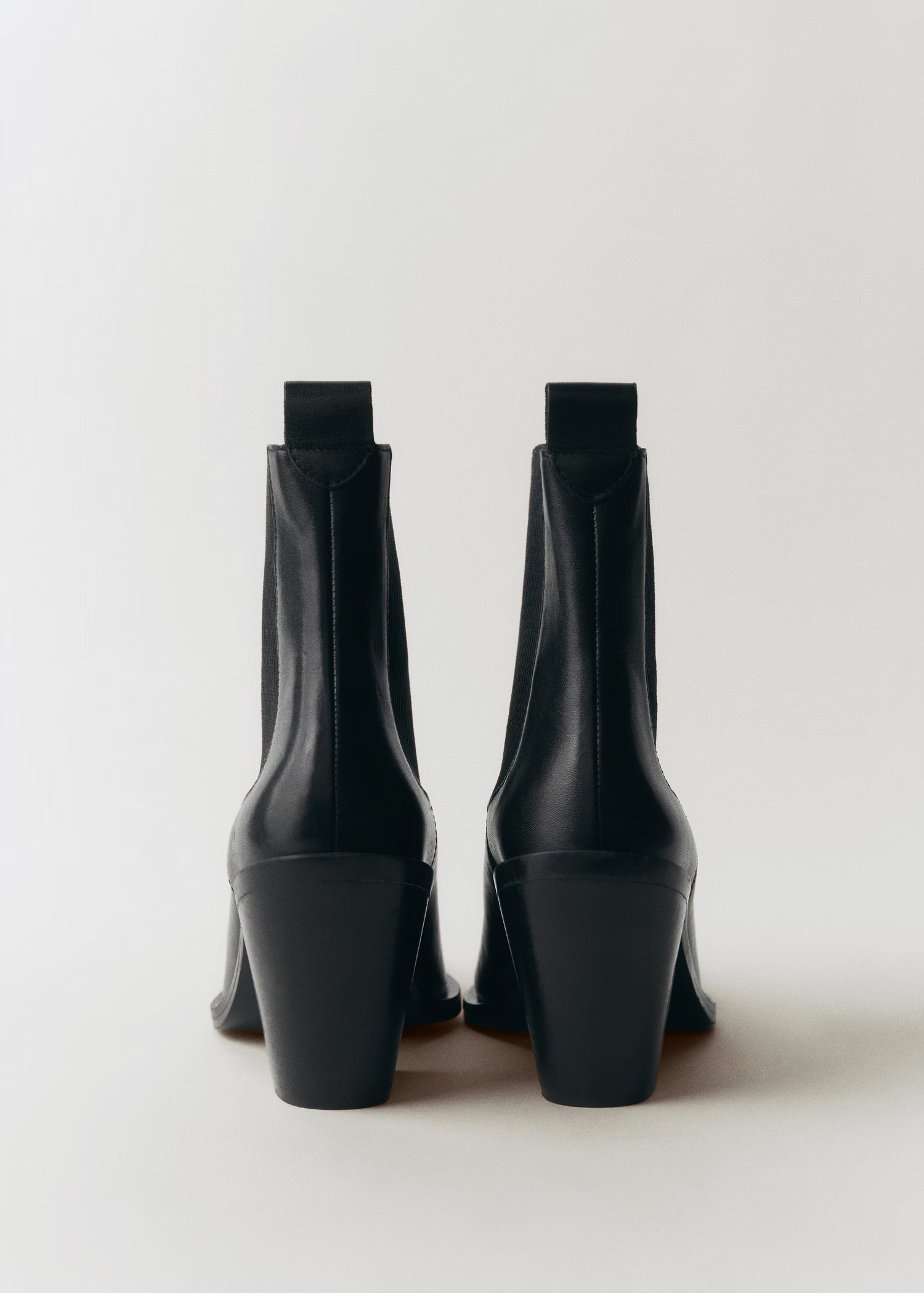 Leather pointed ankle boots - Women | MANGO United Kingdom | MANGO (UK)