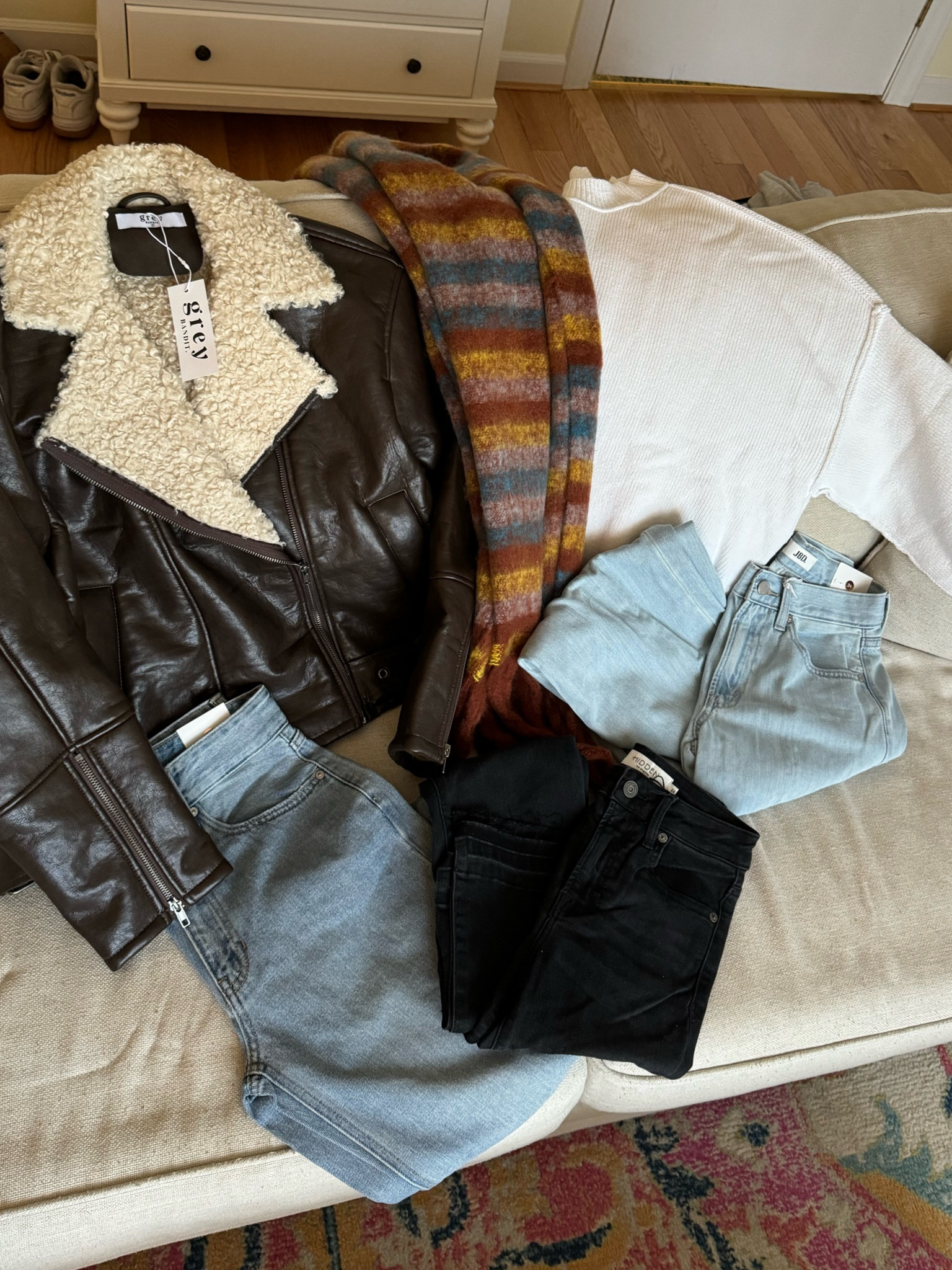 best fall staples🍂 use code MEGHAN for 15% your purchase from GB!!

#LTKSeasonal