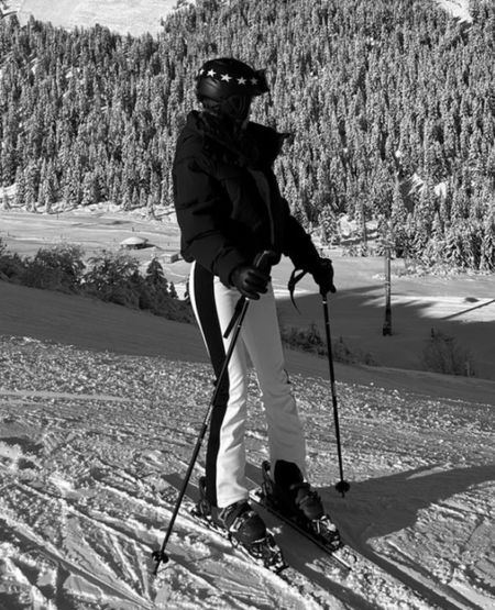 Skiing ootd 🖤

#LTKSeasonal #LTKtravel #LTKstyletip