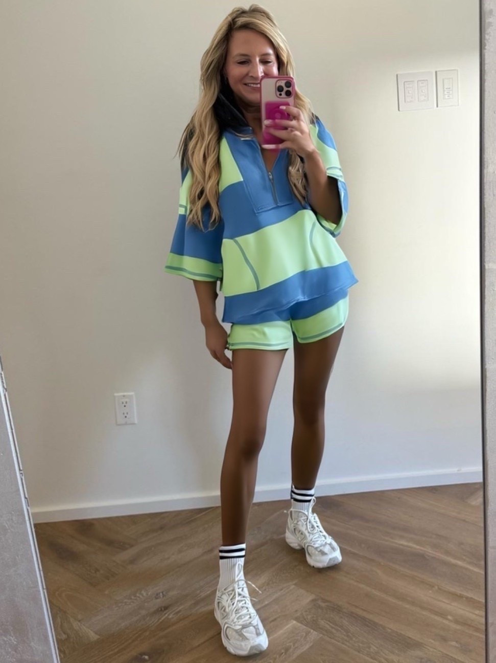 Top selling Amazon set of 2025. Wearing size small. Lots of colors and a great free people lookalike.

#LTKootd #LTKFindsUnder50 #LTKSeasonal