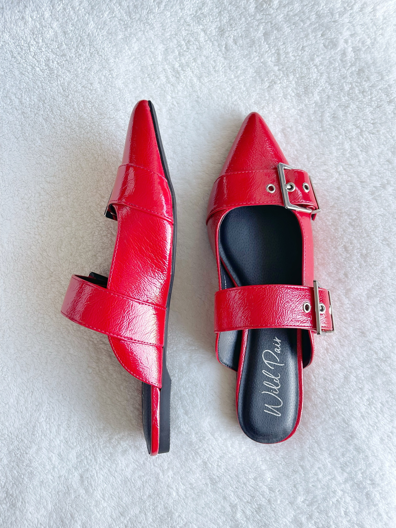 Red flats on major sale for under $35. Love these for the holiday season. 

Red shoes, sparkly shoes, holiday looks, holiday shoes 

#LTKHoliday #LTKCyberWeek #LTKShoeCrush