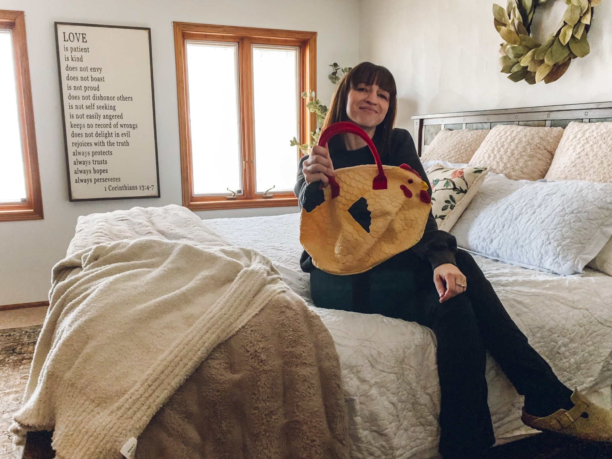 If they’re going to talk about you, make sure they talk about your chicken purse too. 🐓 ✌️ 

#chickenpurse #amazonfind #potterybarn #oldnavy #birkenstocks #walmart #walmartfinds #jcpenney #magnolia


#LTKFind #LTKitbag #LTKhome