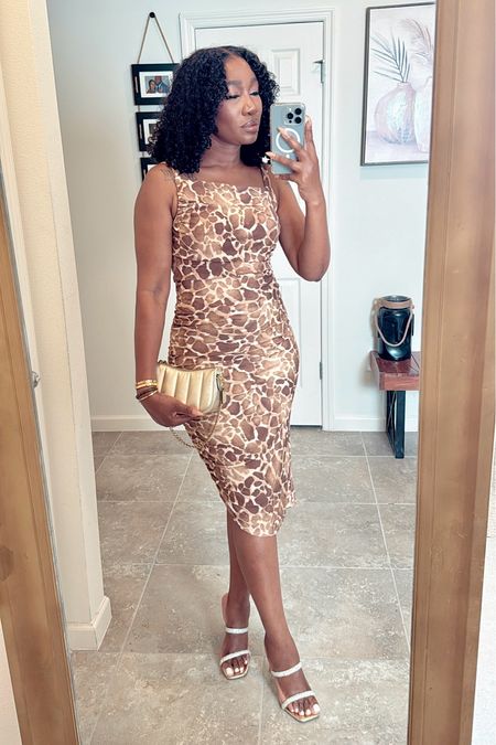 Date night while on vacation! Say less, I’m ready in my bodycon dress and with those gorgeous print. 
Wearing a size medium 


#LTKfindsunder50 #LTKtravel #LTKstyletip