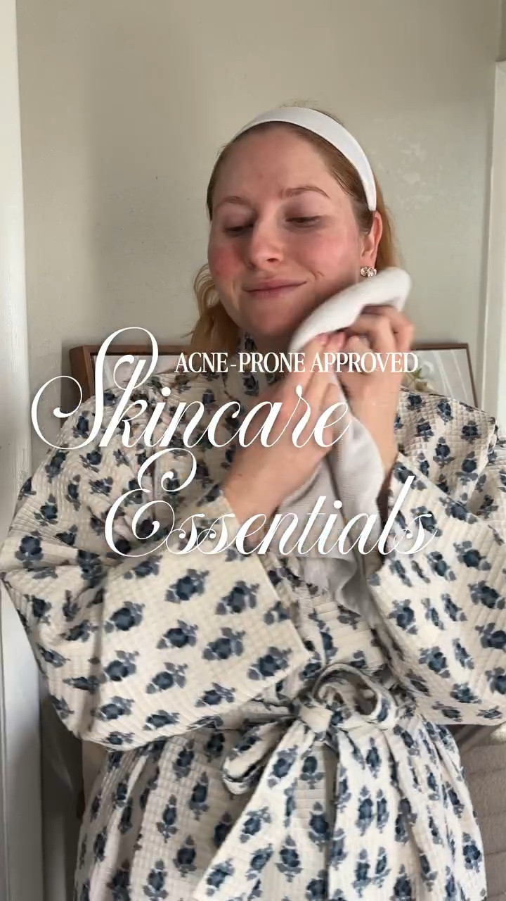 🤞🏻Clear skin for 2026, plz! Getting my face back on track with the @pixibeauty ultimate clarity bundle 💫🍃🧖‍♀️

#pixiclaritychallenge #pixi7daysofclarity 

pixi beauty ultimate clarity bundle, pixi skincare routine, acne skincare routine, salicylic acid skincare, niacinamide skincare, clear skin routine, pixi beauty clarity collection, breakout-prone skin care, skincare routine reel, glowing skin routine, pore-clearing skincare, #PixiBeauty, #AcneSkincare, #skincarereels