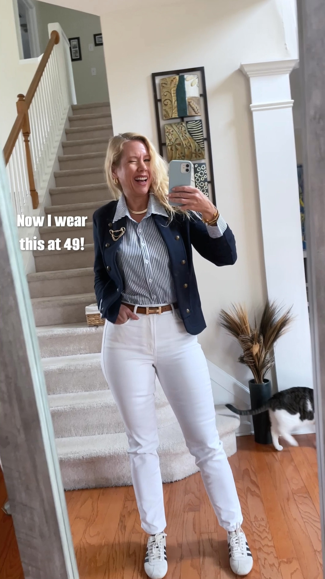 Maybe next time, he’ll think before he cheats! 😁 

I’m 5’7”, 141 lbs, wearing the jeans in size 8, regular inseam (30”). Jacket: size S.


#LTKgrwm #LTKootd #LTKOver40