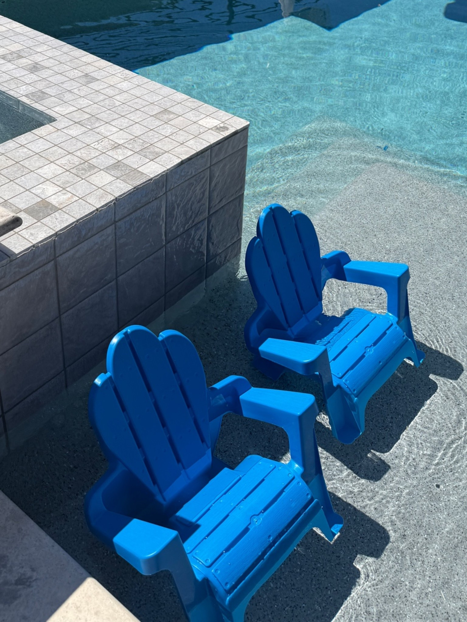 #summer #pool #toddlerchairs
#poolfun