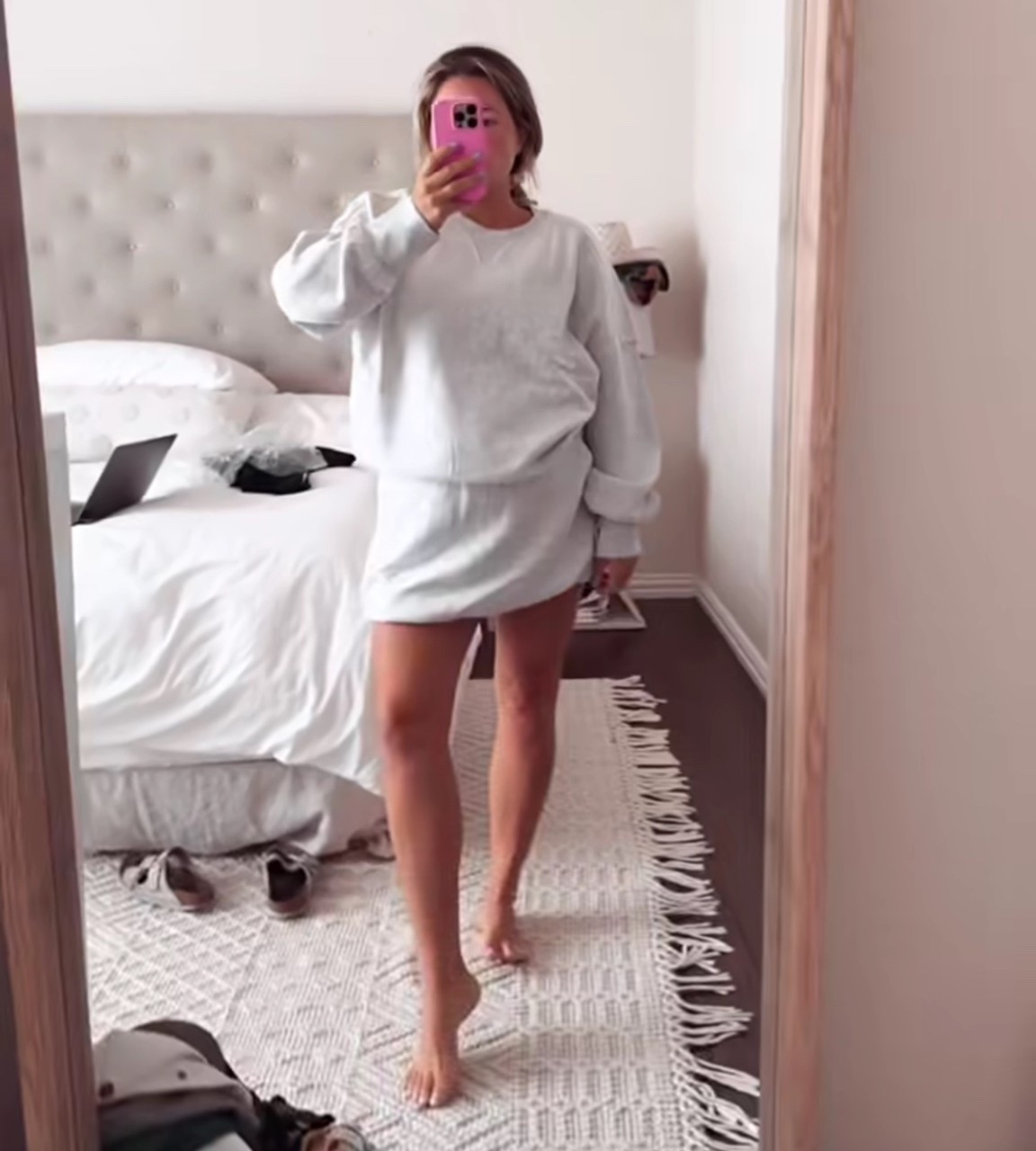 a fall staple— wearing a large in the crew and small in the skirt 🩶

#LTKSeasonal #LTKActive #LTKBump