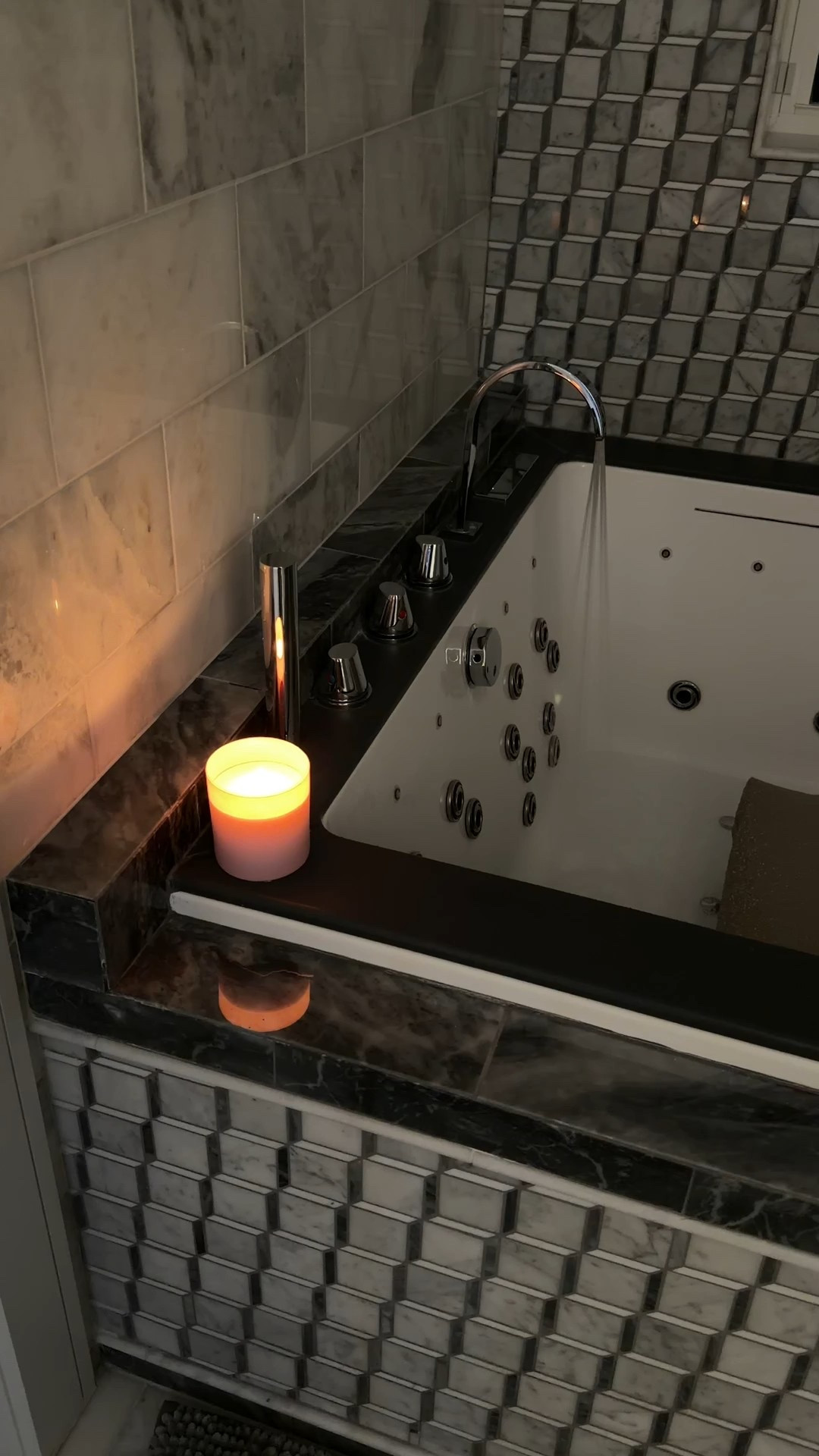 The bath sofa of my dreams 

#LTKHome #LTKselfcare #LTKGiftGuide