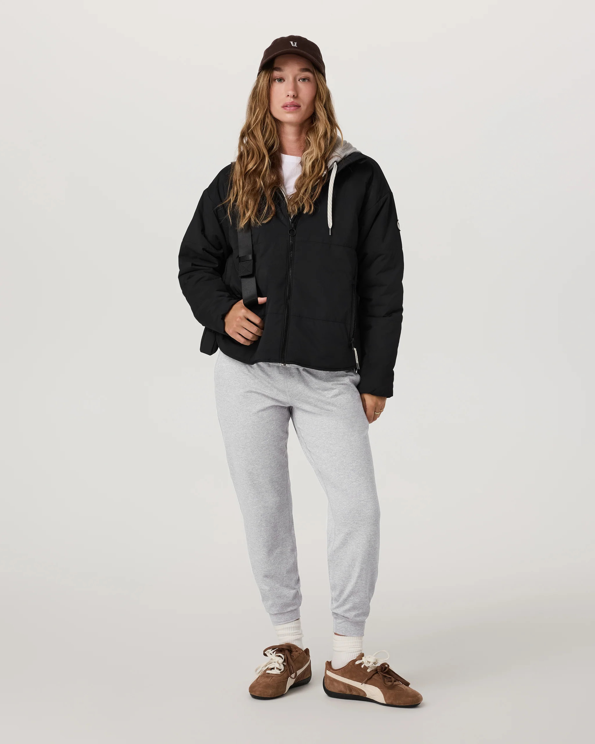 Performance Jogger | Women's Pale Light Grey Joggers | Vuori | Vuori Clothing (US & Canada)