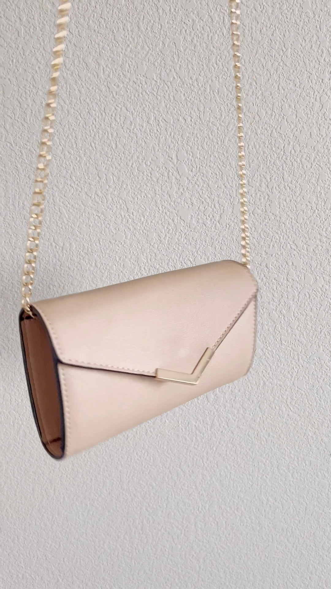 🚨Stunning affordable cross body bag! 
More than half price off!!

#LTKunder100 #LTKGiftGuide #LTKSeasonal