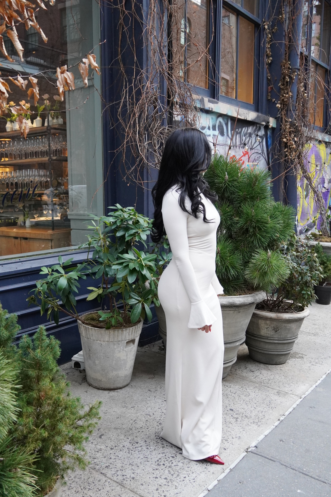 the prettiest dress for an event, date or girls dinner 💐