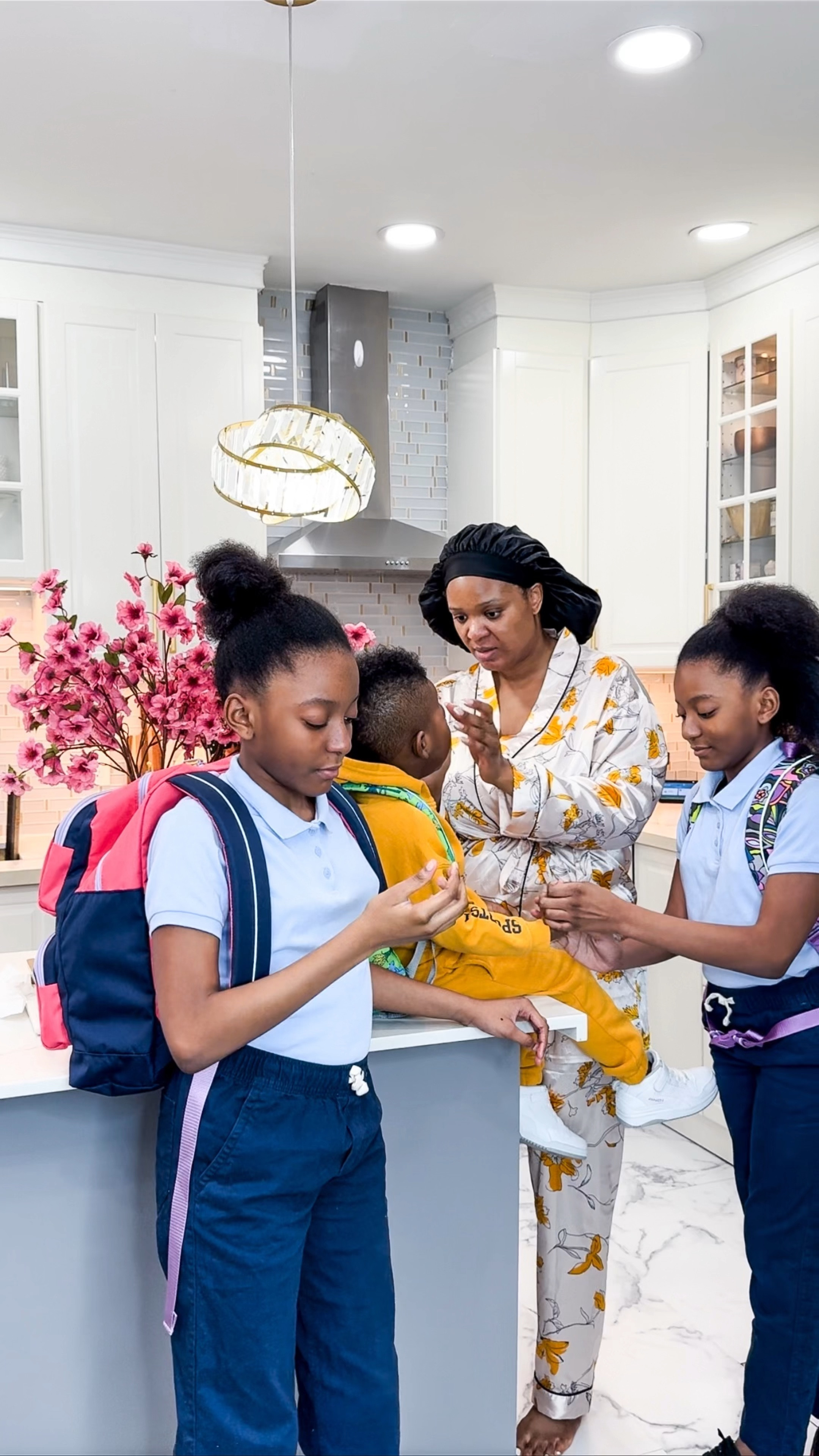 It’s 6am 🕕 and the perfect time to start my day. Since the new year, I’ve been working on my quiet time cos Walking with God gives us assurance of his presence and power in our lives.
I love Wholesome Mornings & As a mom, juggling it all isn’t easy but starting the day early definitely helps so we’re not running all over the place to get the kids to School.


#LTKhome #LTKfamily #LTKfindsunder100