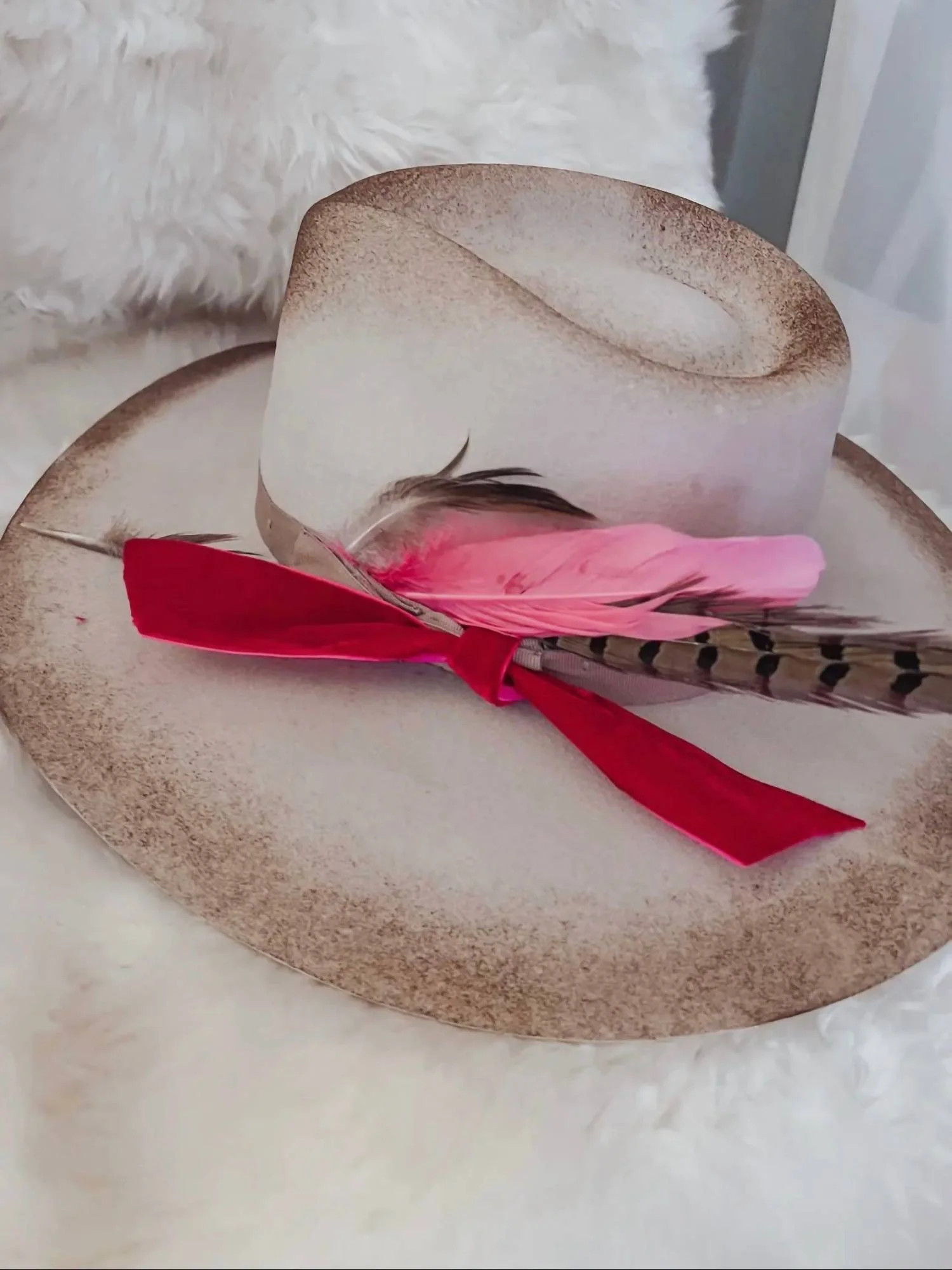 Women's Cowgirl Hat In Tan | Shop Simon
