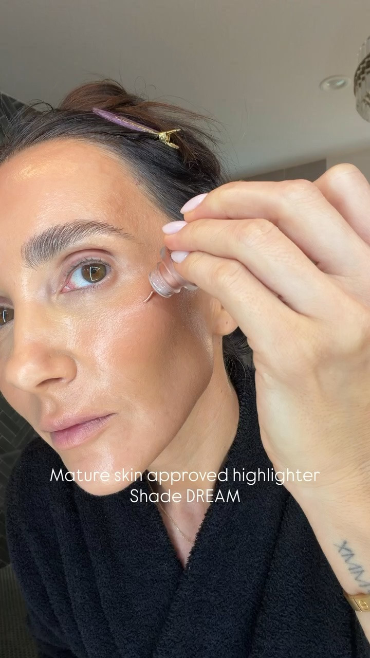 Highlighter shade Dream.

#LTKBeauty #LTKOver40