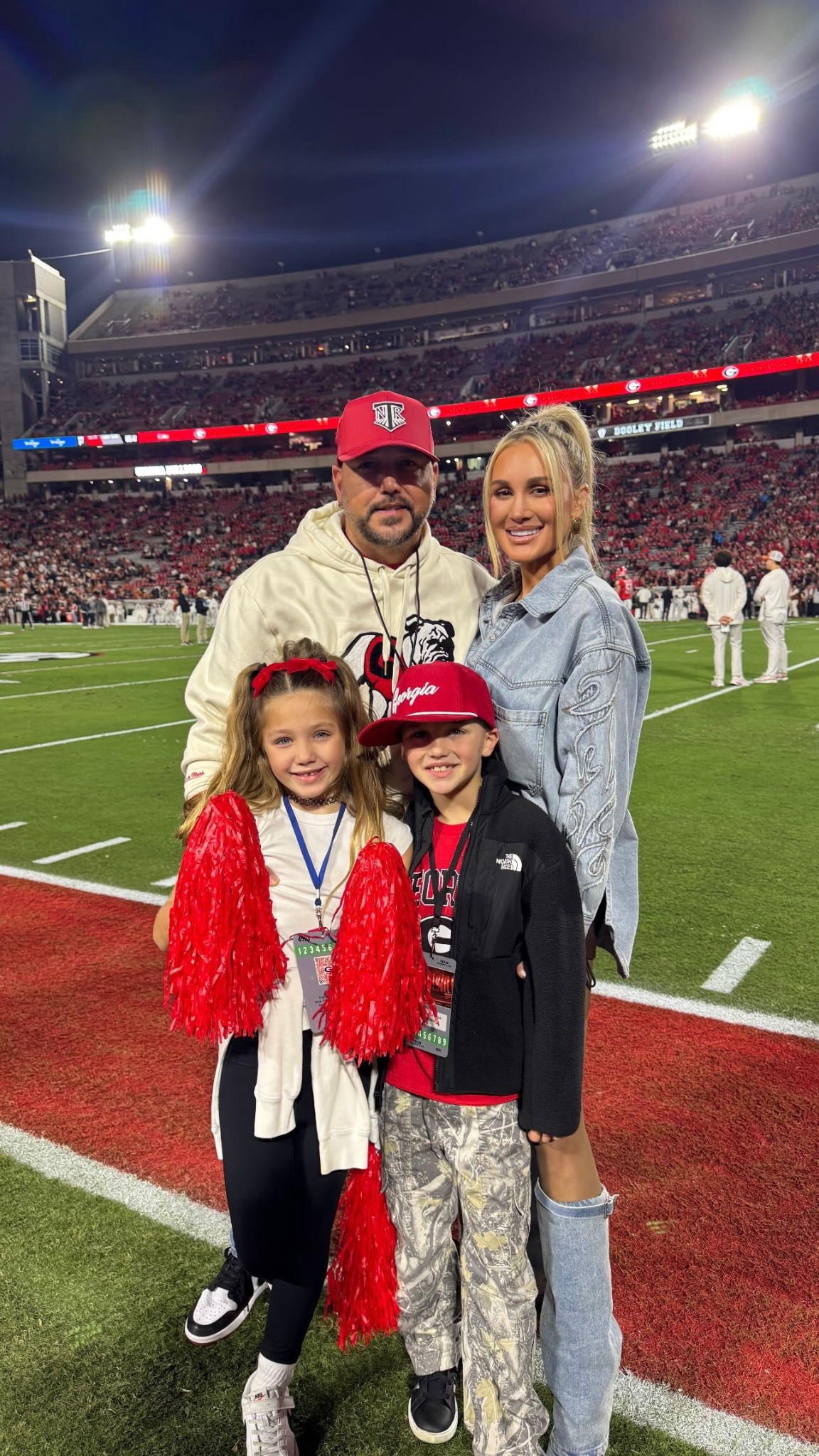 This denim jacket 😍

#LTKdayinmylife #LTKU #LTKootd