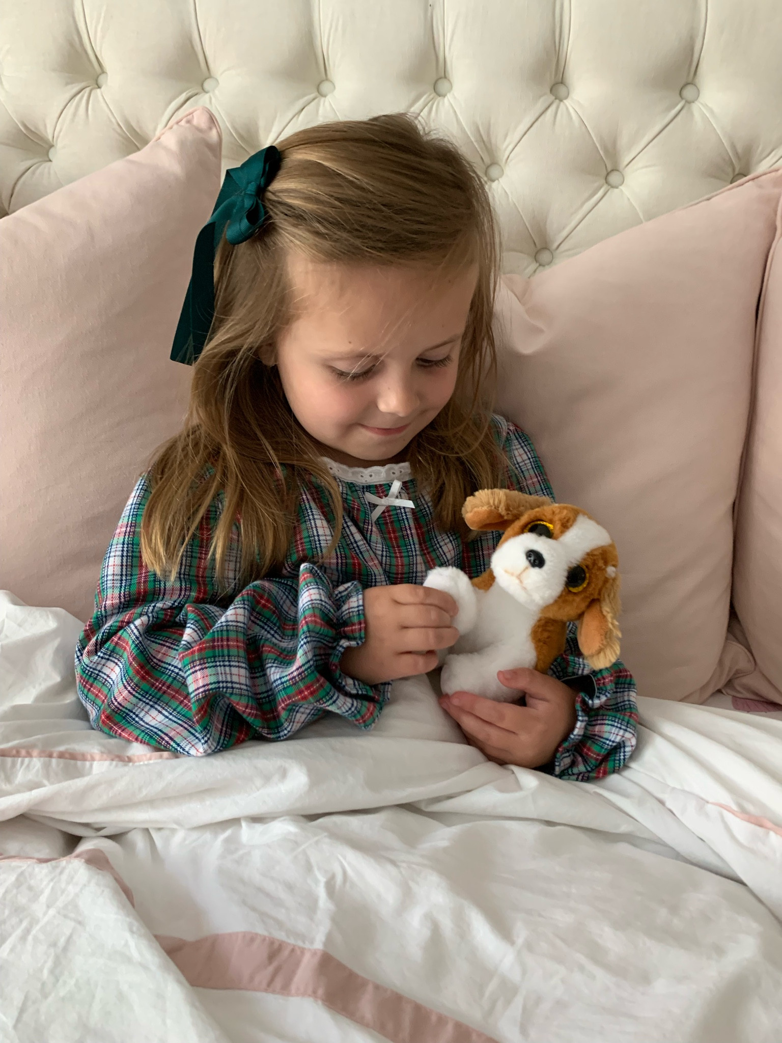 Rise and shine! It’s a great day to be kind.

We’ve been talking about what it takes to be a kind to those around us. So each day she’s making a point to do something kind for someone. It can be as simple as making a card for a friend or helping someone with something. If we all do one simple act of kindness, each day, our world will be better off tomorrow than it is today. 

#LTKhome #LTKkids #LTKfamily