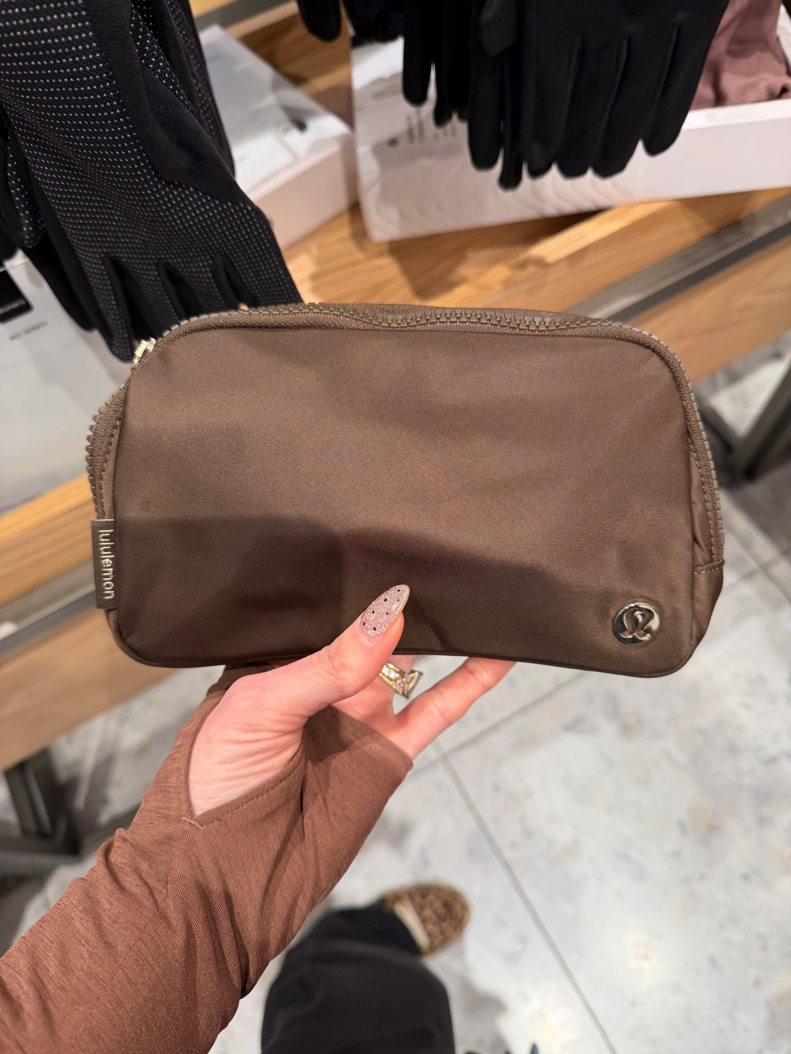 Brown and gold belt bag 😍

#LTKActive #LTKFindsUnder50