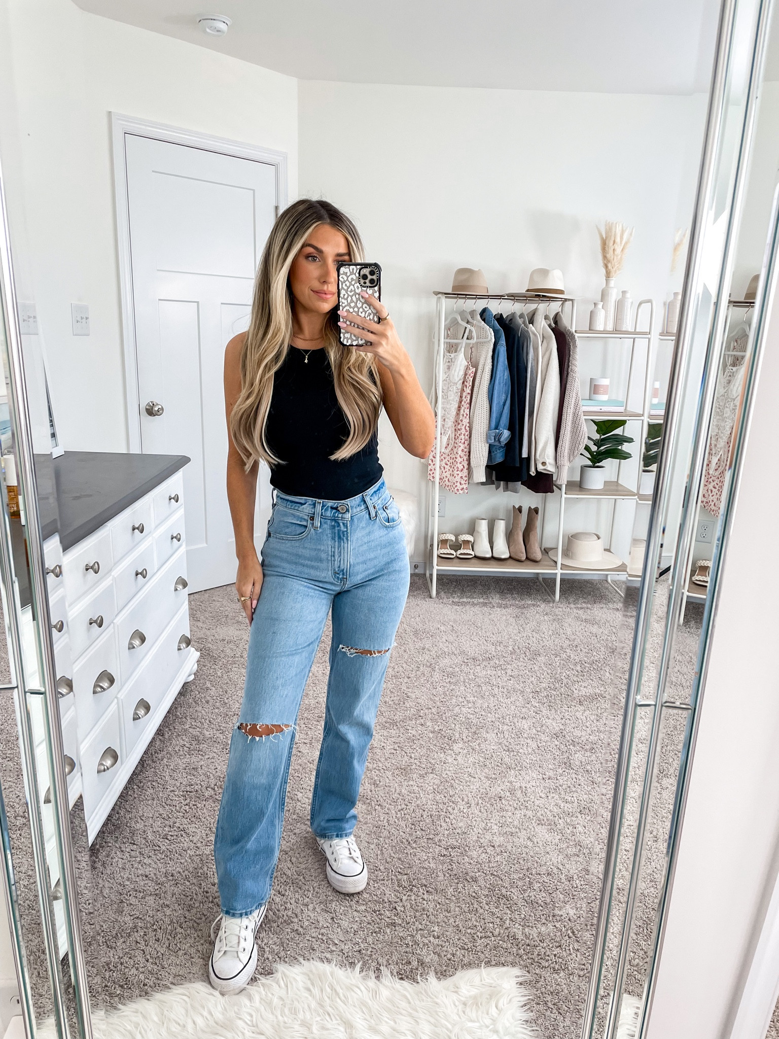 My newest jeans from Abercrombie 🤎 I’ve had these on repeat! I love the wash, fit, distressing and length! I’m wearing a 25 short and I’m 5’2! 

#LTKSeasonal #LTKfindsunder100 #LTKstyletip