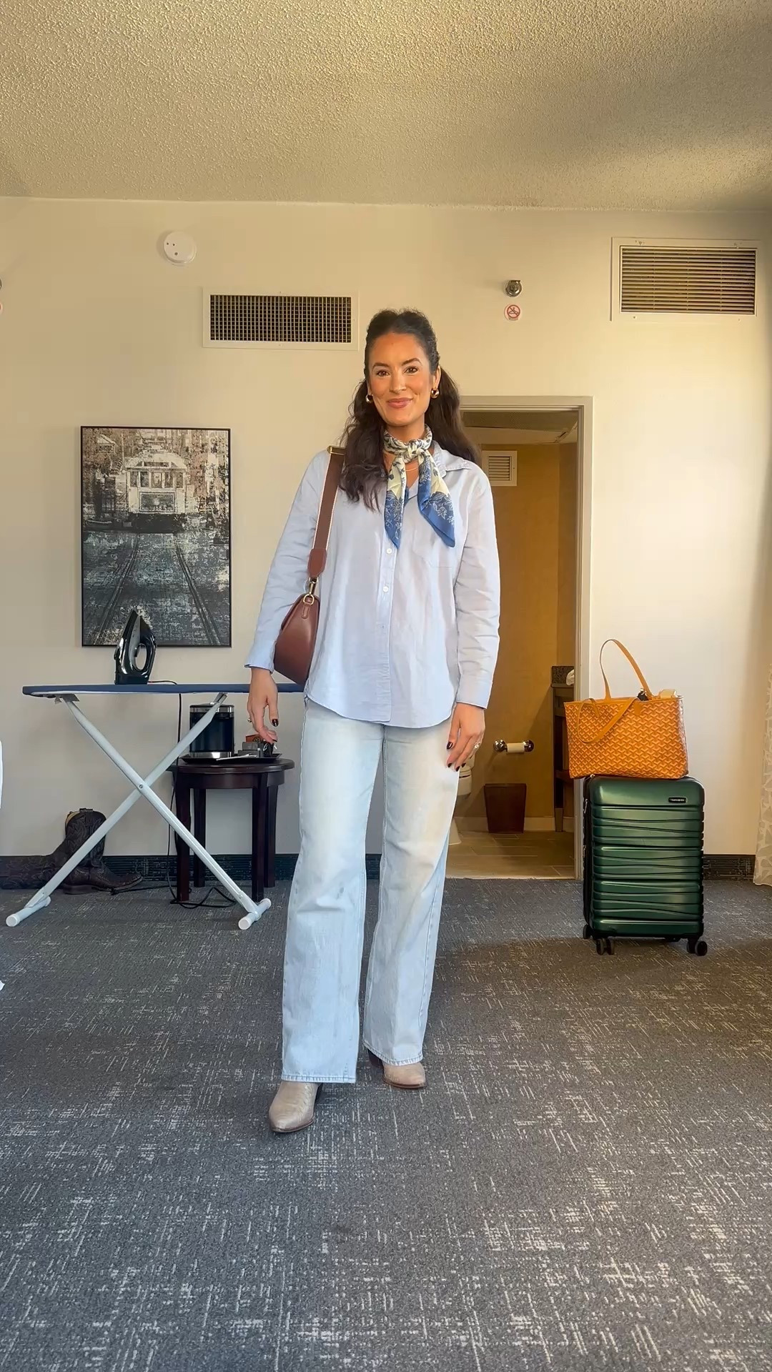 My new favorite jeans paired with a classic button up and of course a scarf! 

#LTKStyleTip #LTKBeauty #LTKFindsUnder100