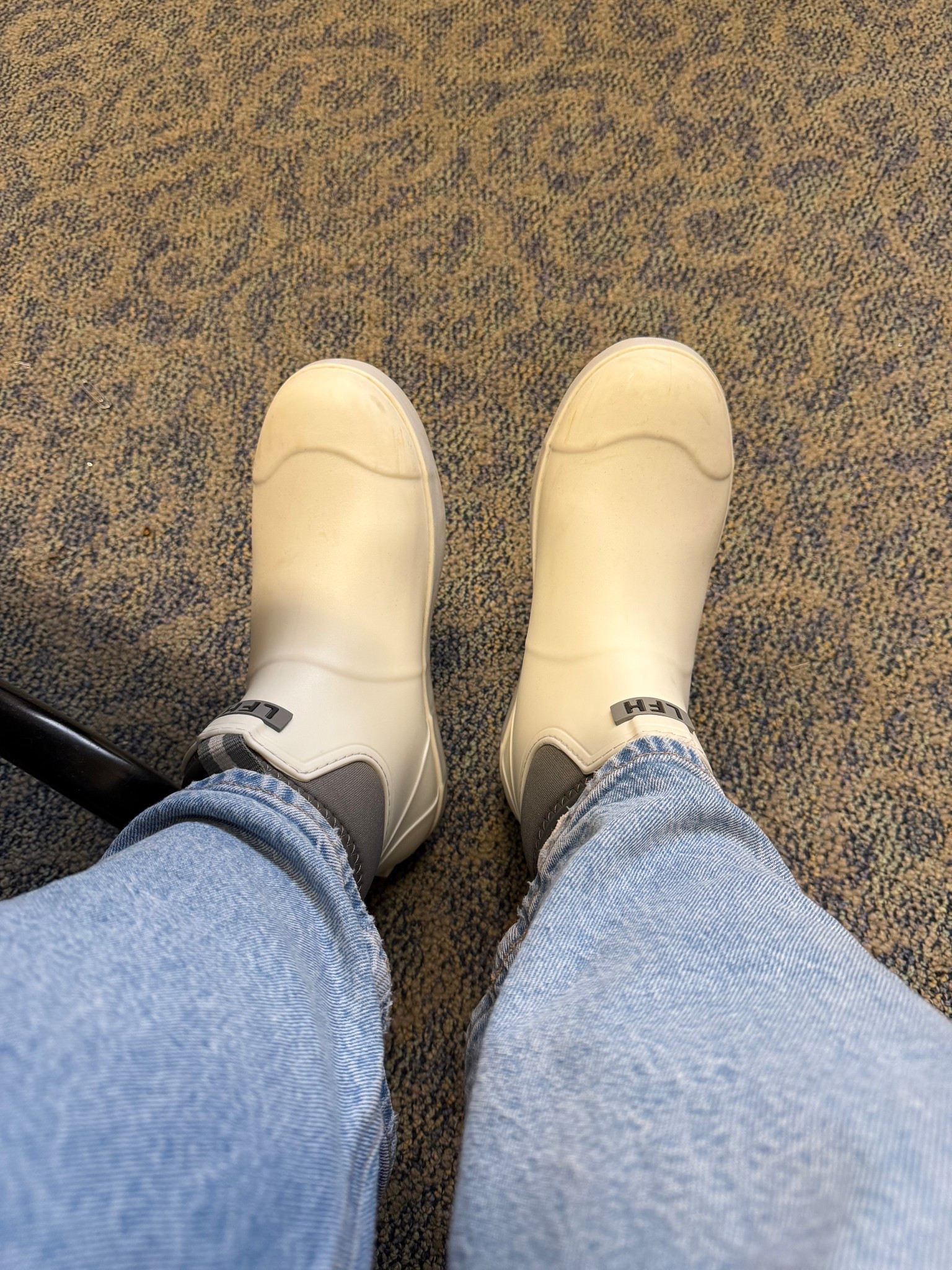 I love some short comfy rain boots for a decent price 💖🥾

#LTKdayinmylife #LTKgrwm #LTKootd