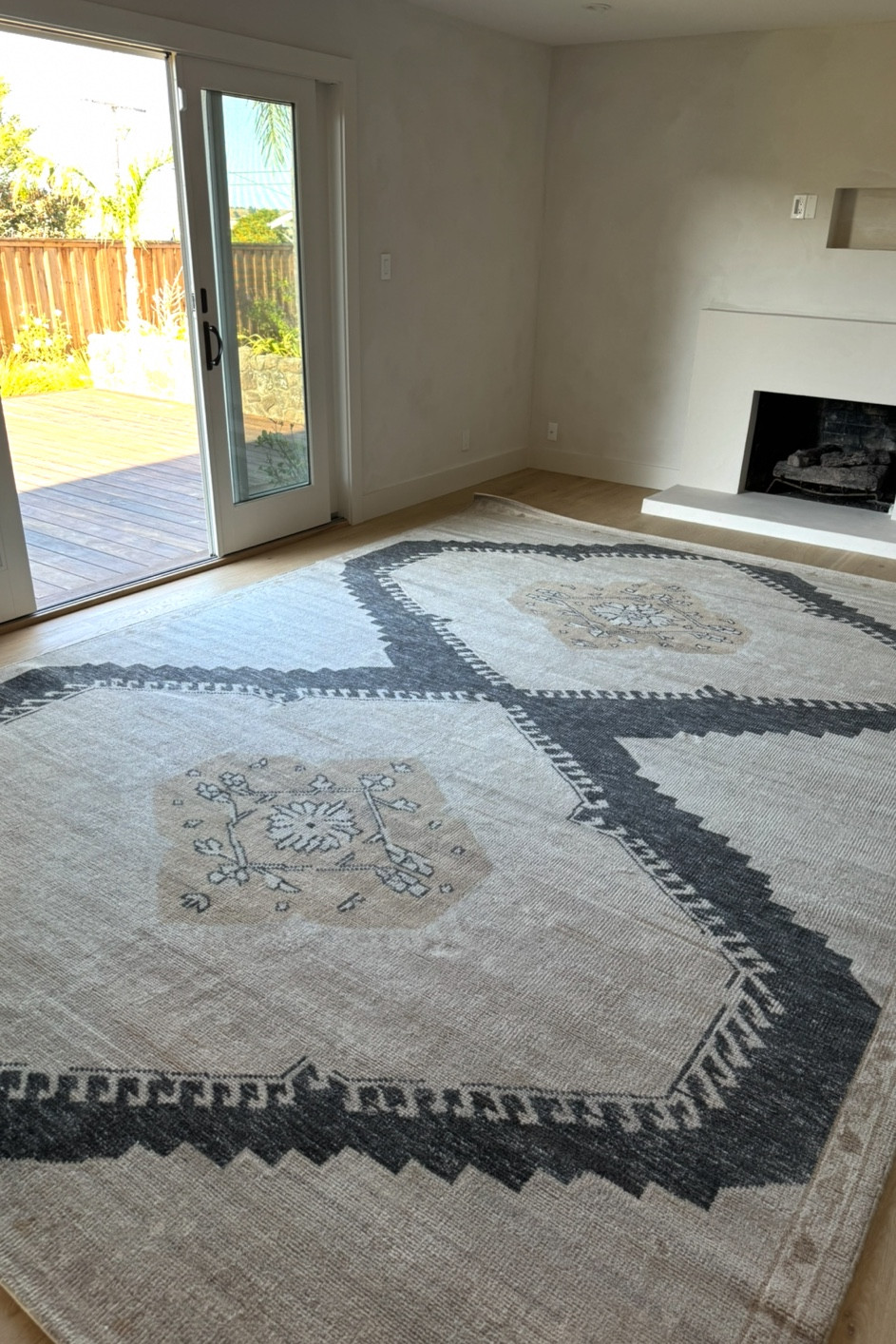 Sharing my new bedroom rug from Pottery Barn! I got a 9x12!! 

#LTKSeasonal #LTKHome #LTKStyleTip