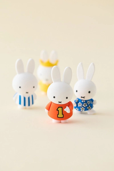 Smoko Miffy Blind Box Figure | Urban Outfitters (US and RoW)