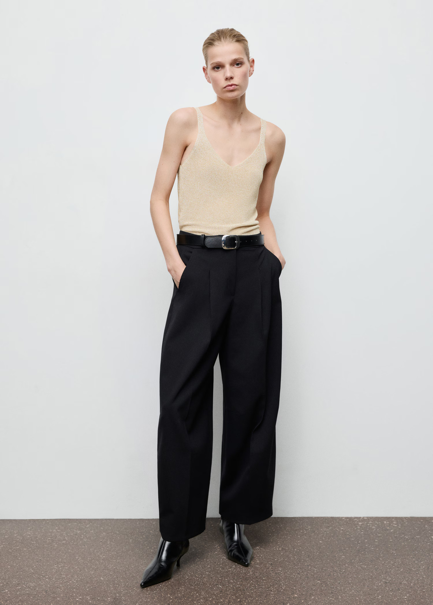 Lurex knitted V-neck top - Women | MANGO USA | Mango (US/MX/AU)