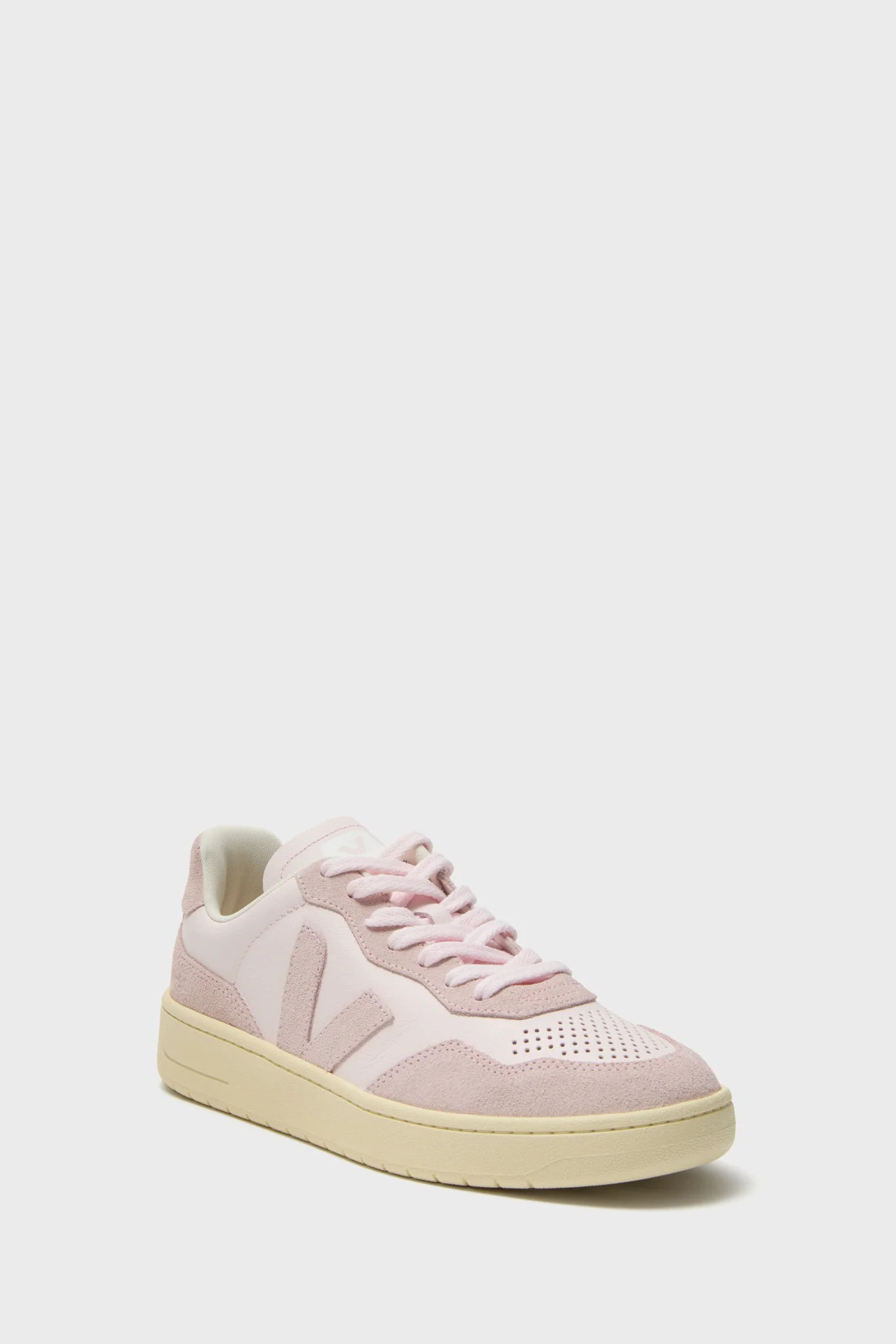 Lassi Petale V-90 Sneakers | Tuckernuck (US)