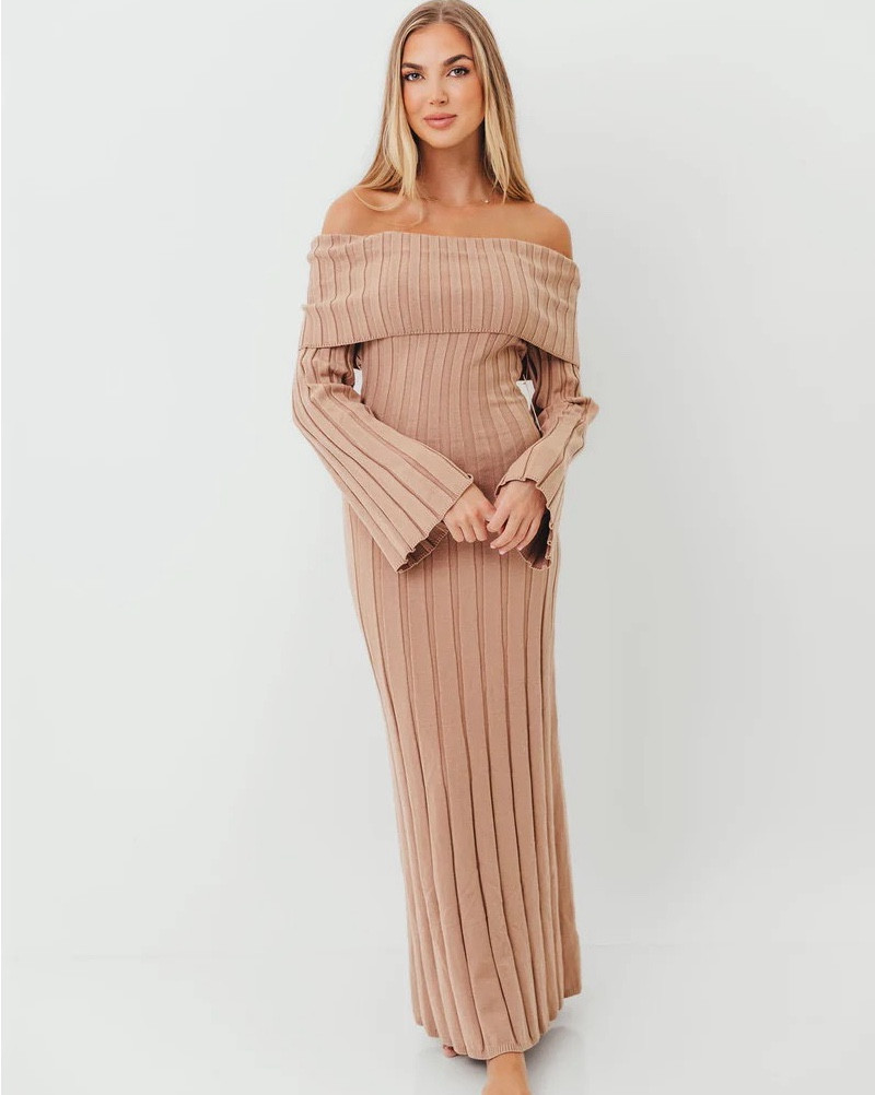 Dress is on sale! $59 - snagging this for maternity photos possibly! 🤭🧸✨👢

#LTKootd #LTKBump #LTKmomlife