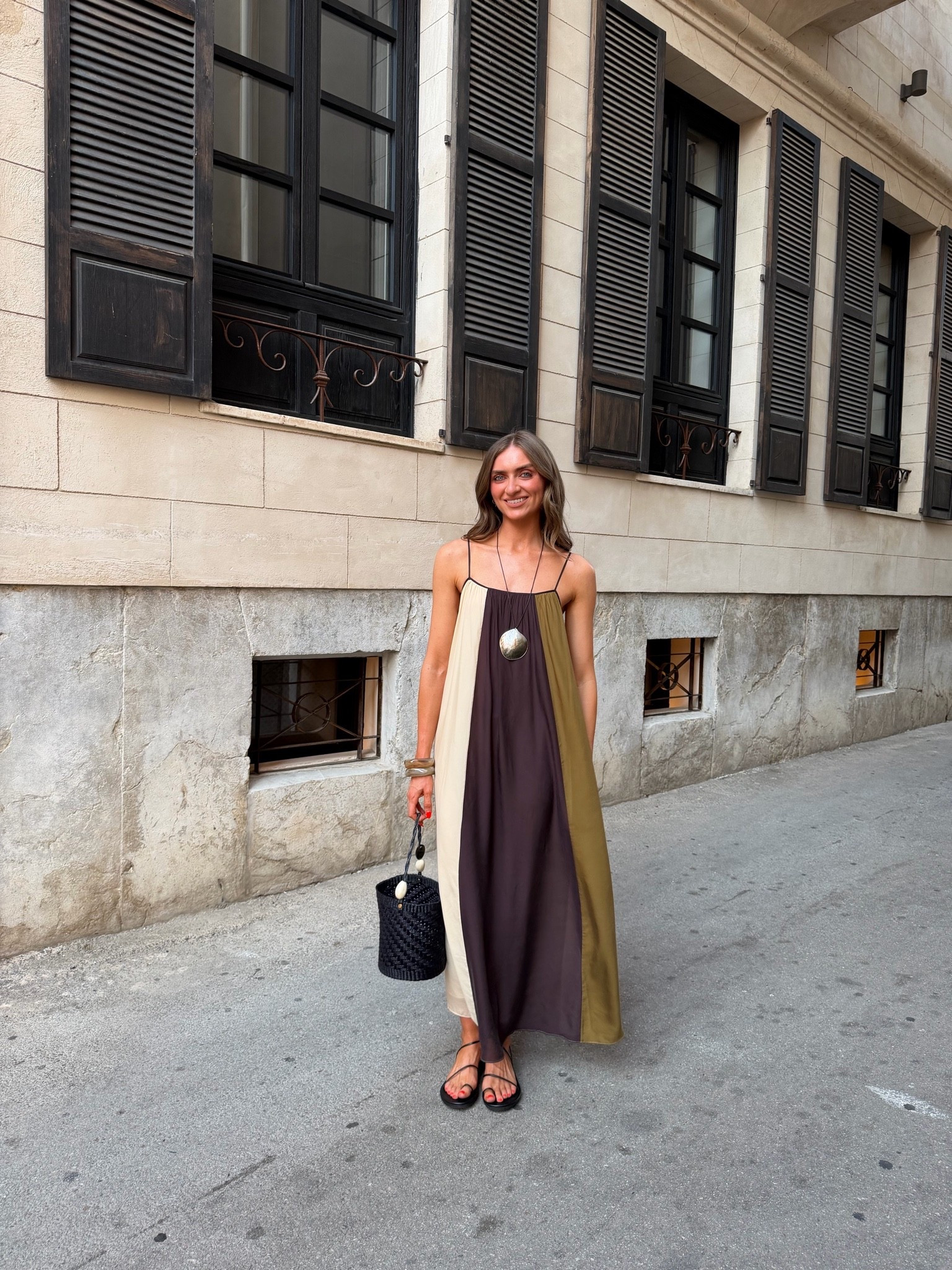 XS in the dress
I’m 5ft 6 
One layer of the loving tan 
I slept in it and washed it off