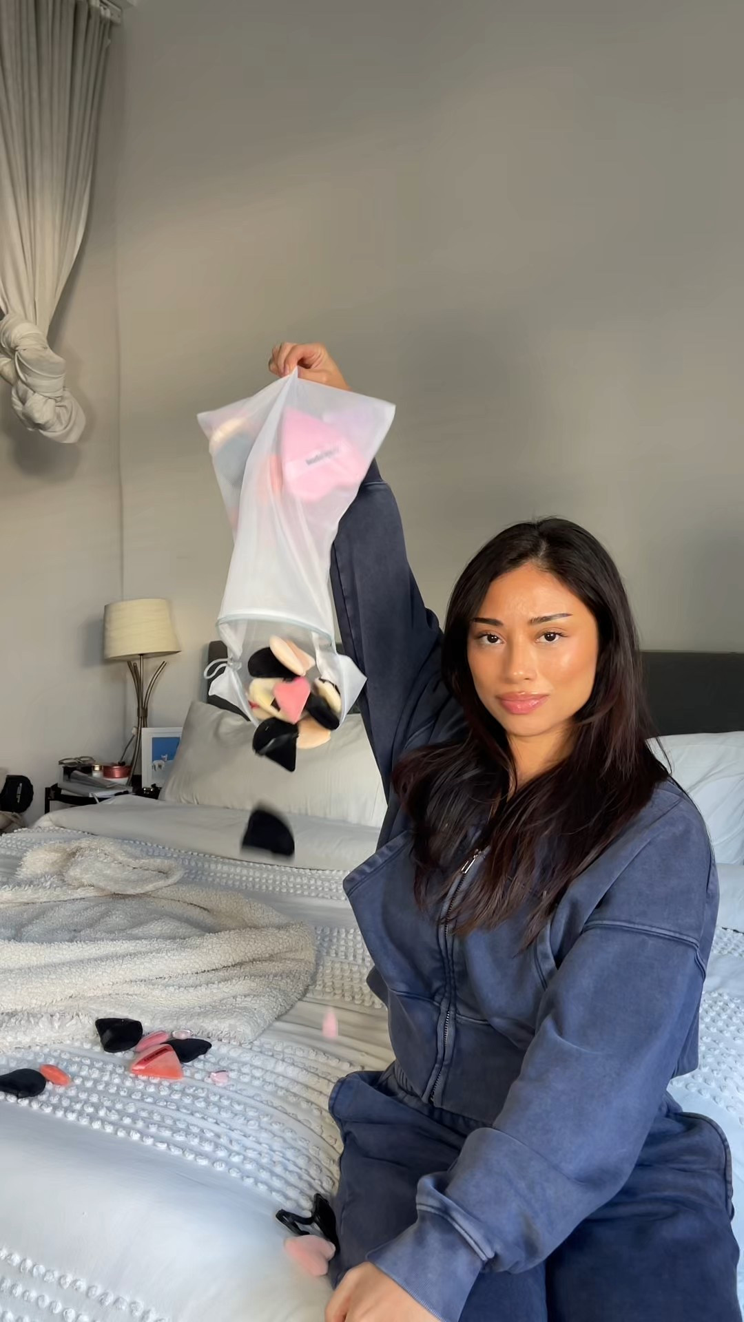 time saving hack for powder puffs