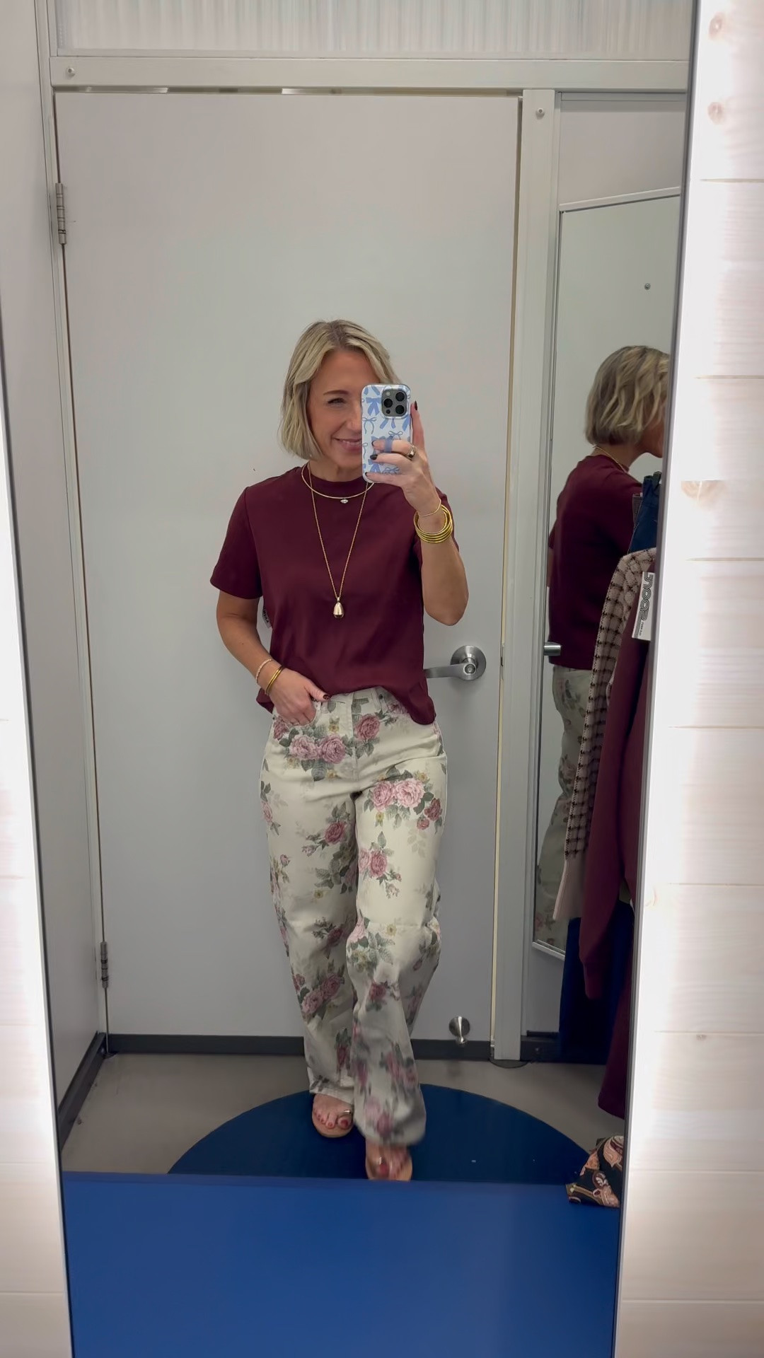 Old Navy - in store try-on: Heavyweight Crew-Neck T-Shirt - size XS. 8 colors. Extra High-Waisted Wide-Leg Jeans - size 0. (regular, but petite would have been better). 10 colors. (Jacquard Print & Earthen). 

#LTKOver40#LTKSeasonal#LTKSaleAlert